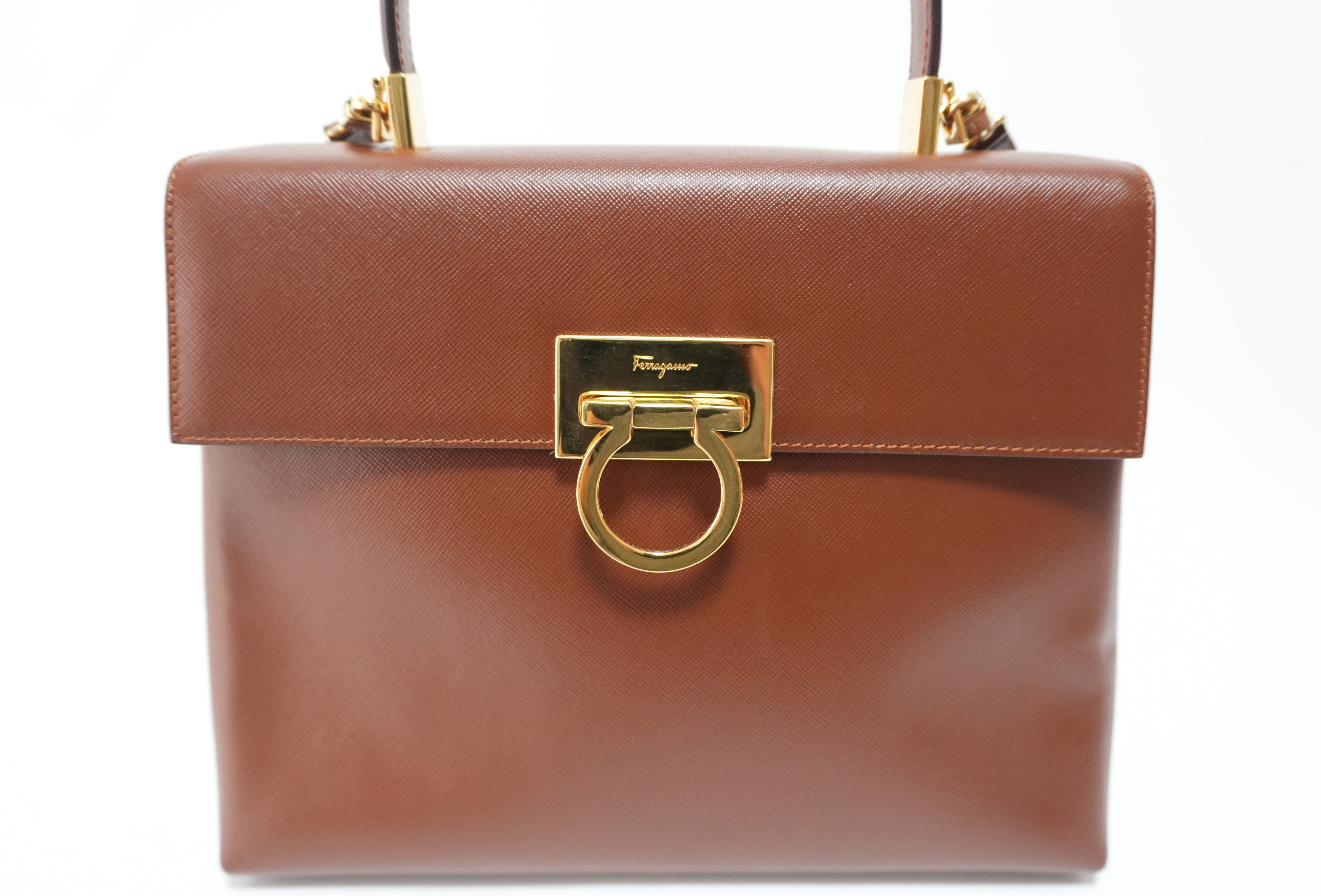 Salvatore Ferragamo Pelle Gaccini Two Way Marrone Usato