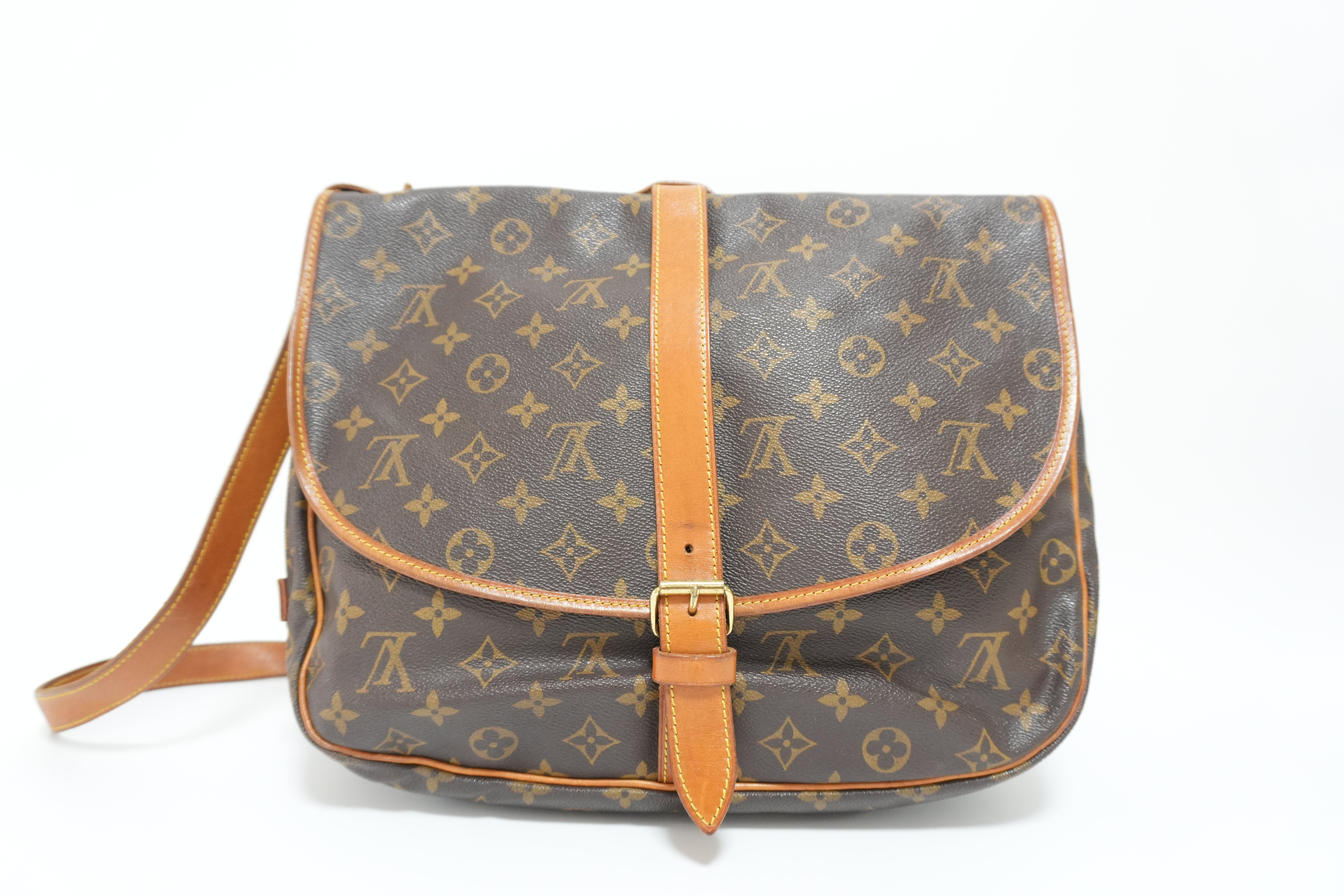 Louis Vuitton Monogram Saumur 35 Shoulder Bag Used