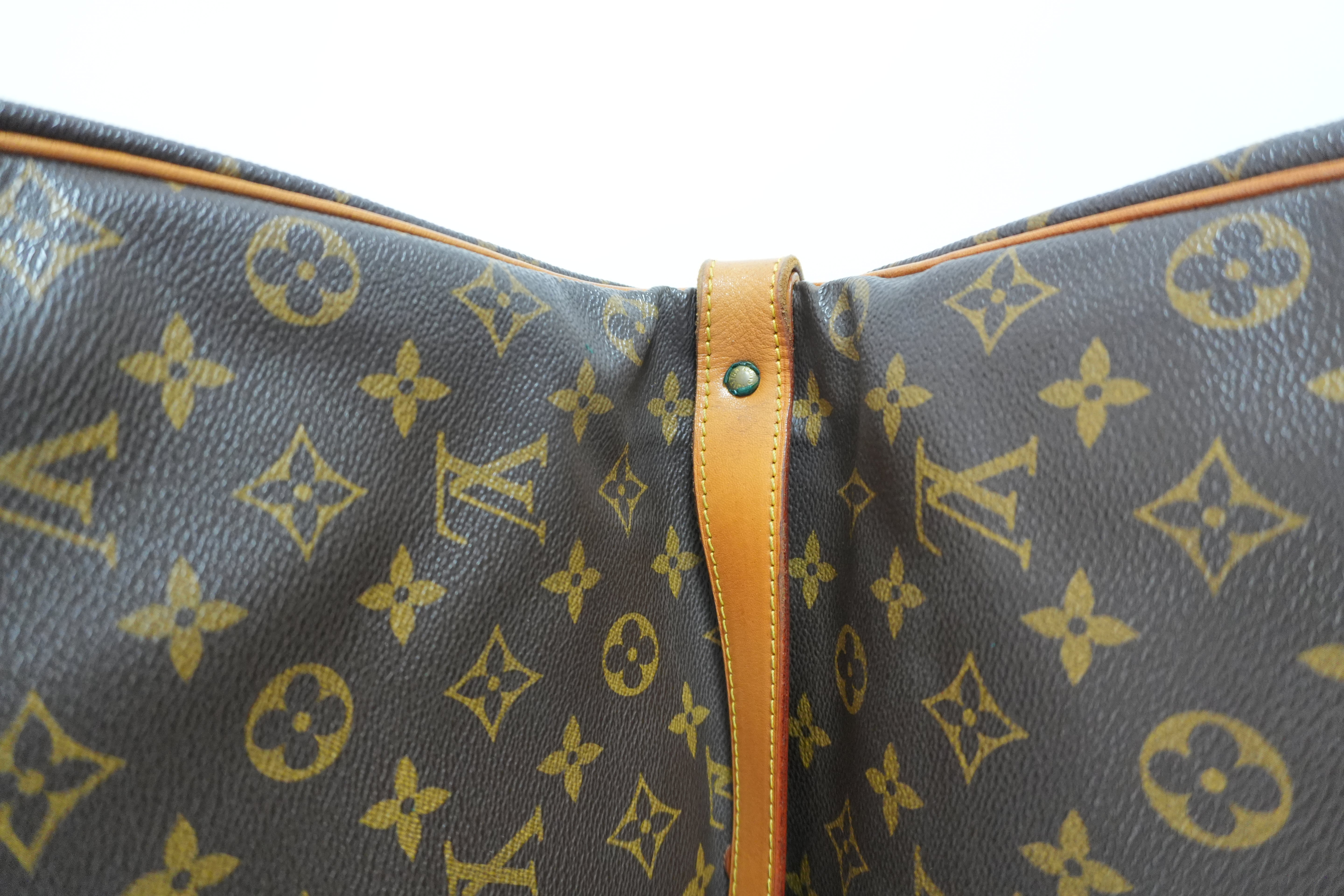 Louis Vuitton Monogram Saumur 35 Shoulder Bag Used