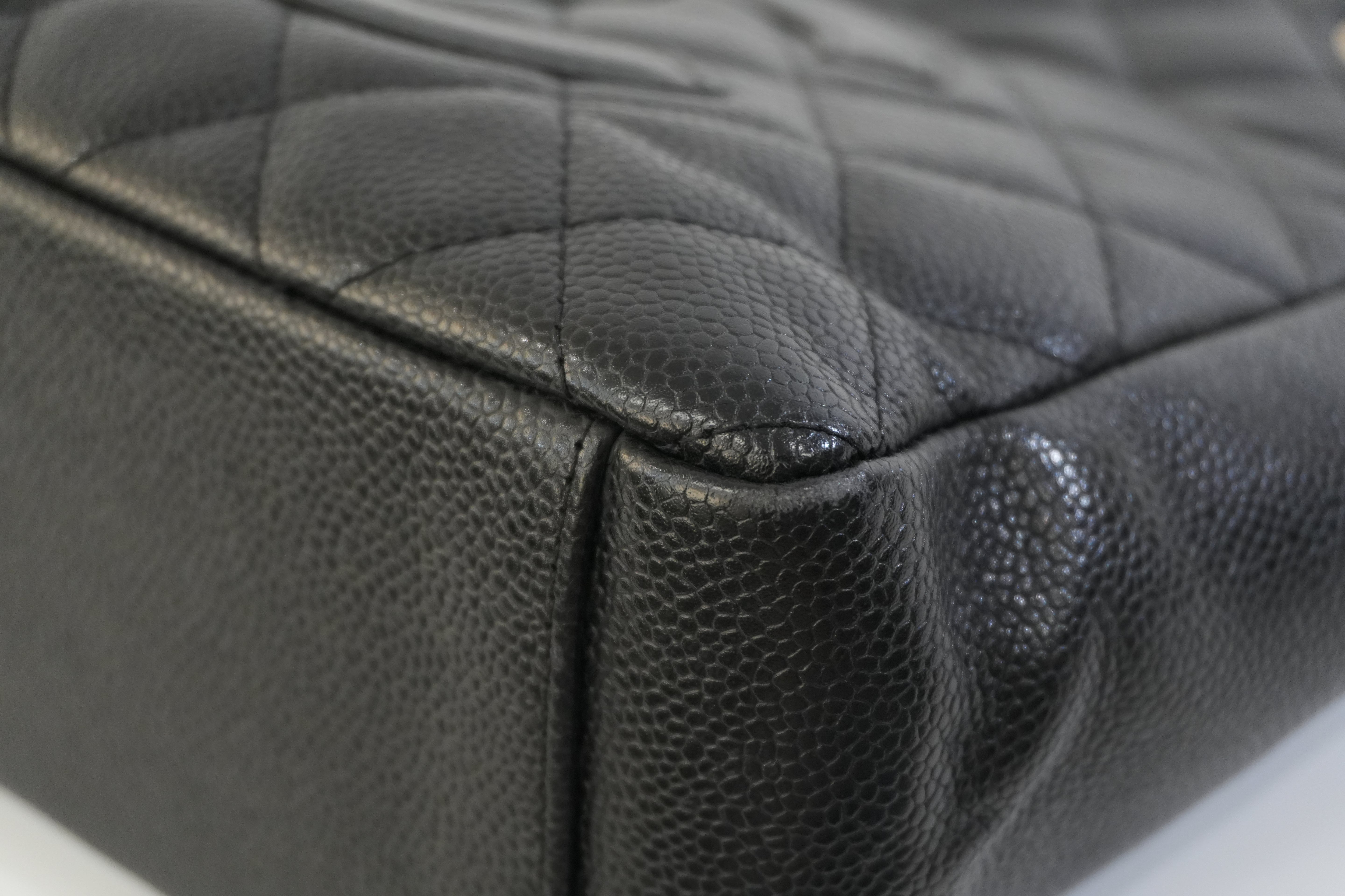 Pre-owned Chanel Caviar Skin Leather PST Chain Shoulder Bag Black Used