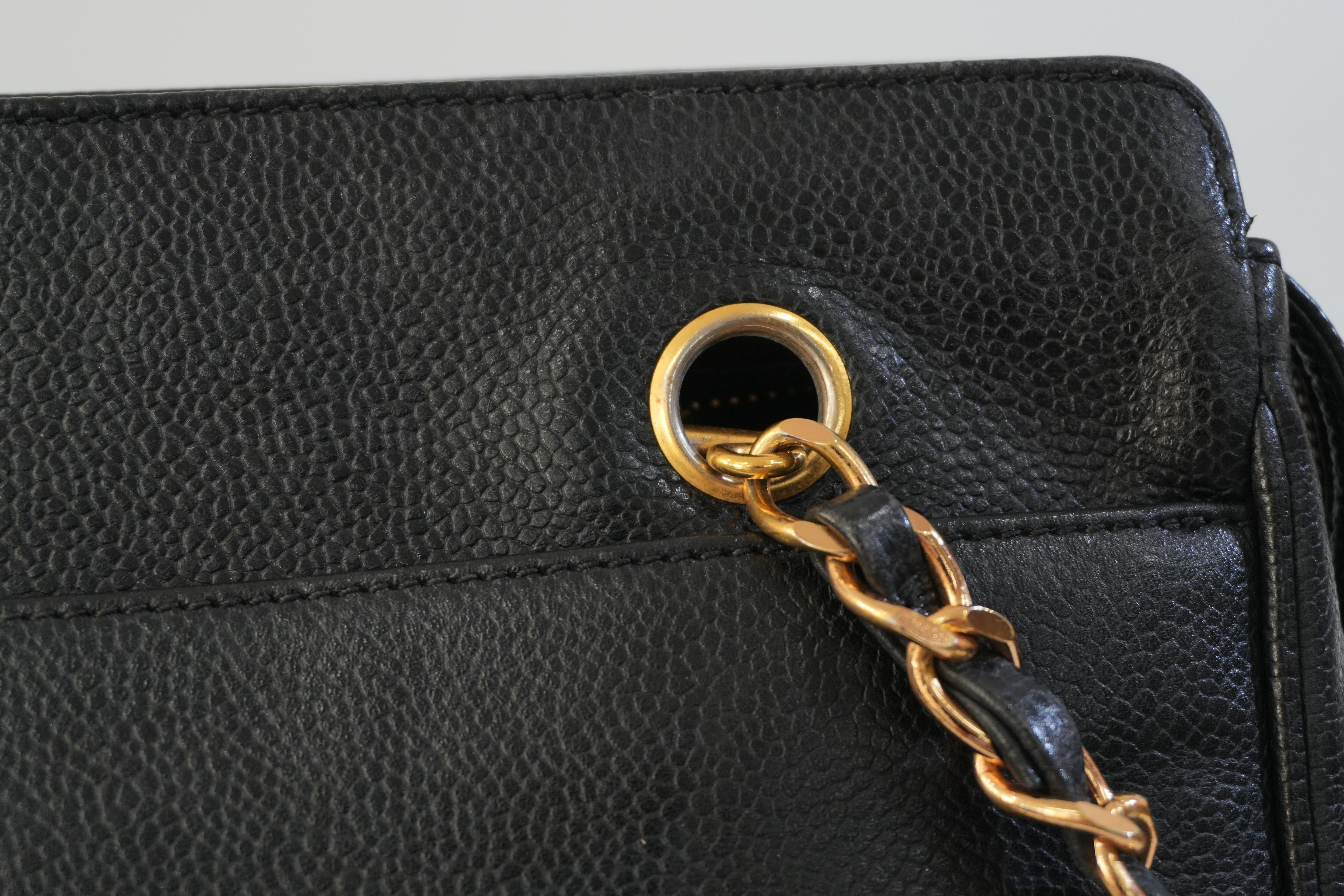 Pre-owned Chanel Caviar Skin Leather Tote Bag Black Used