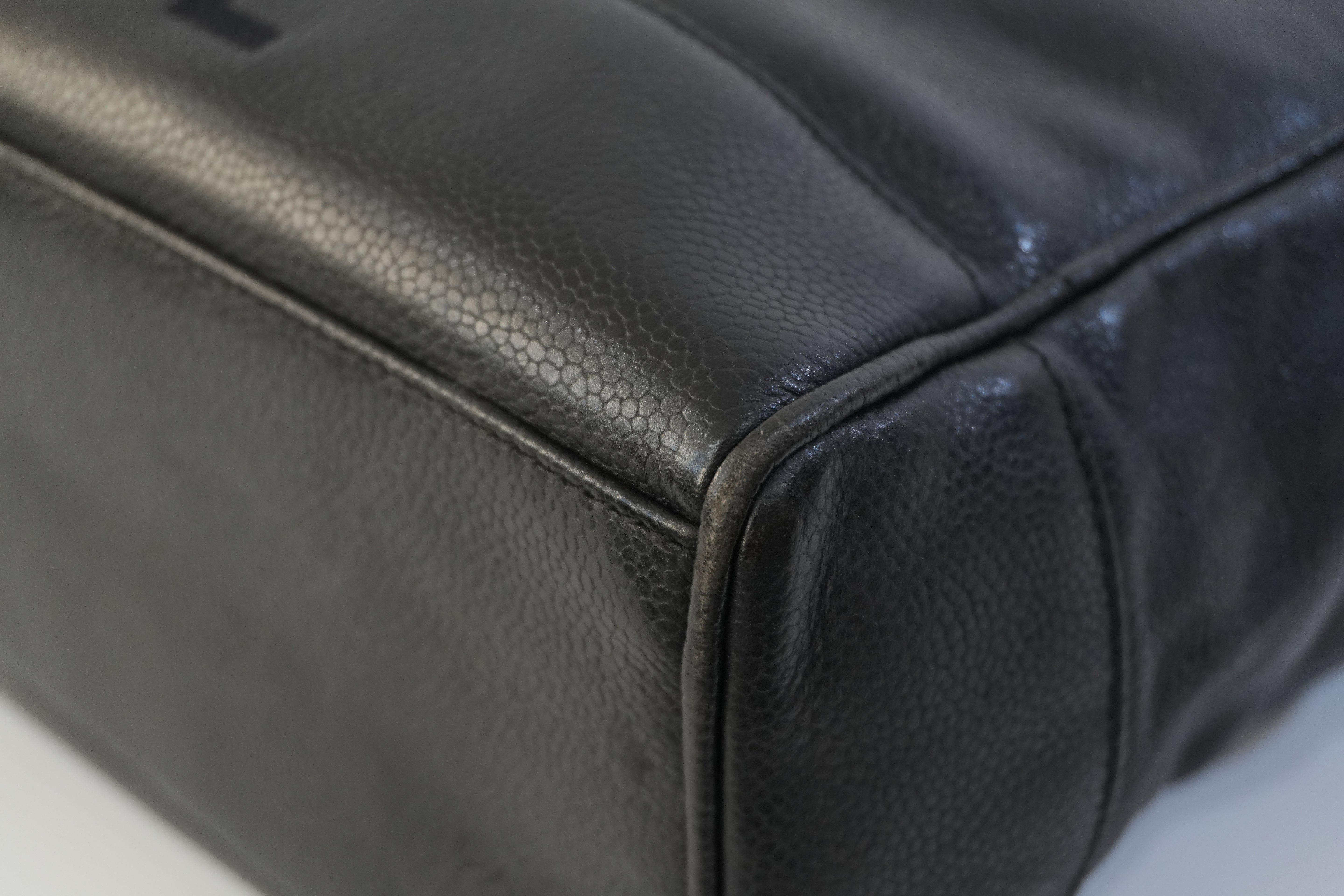 Pre-owned Chanel Caviar Skin Leather Tote Bag Black Used