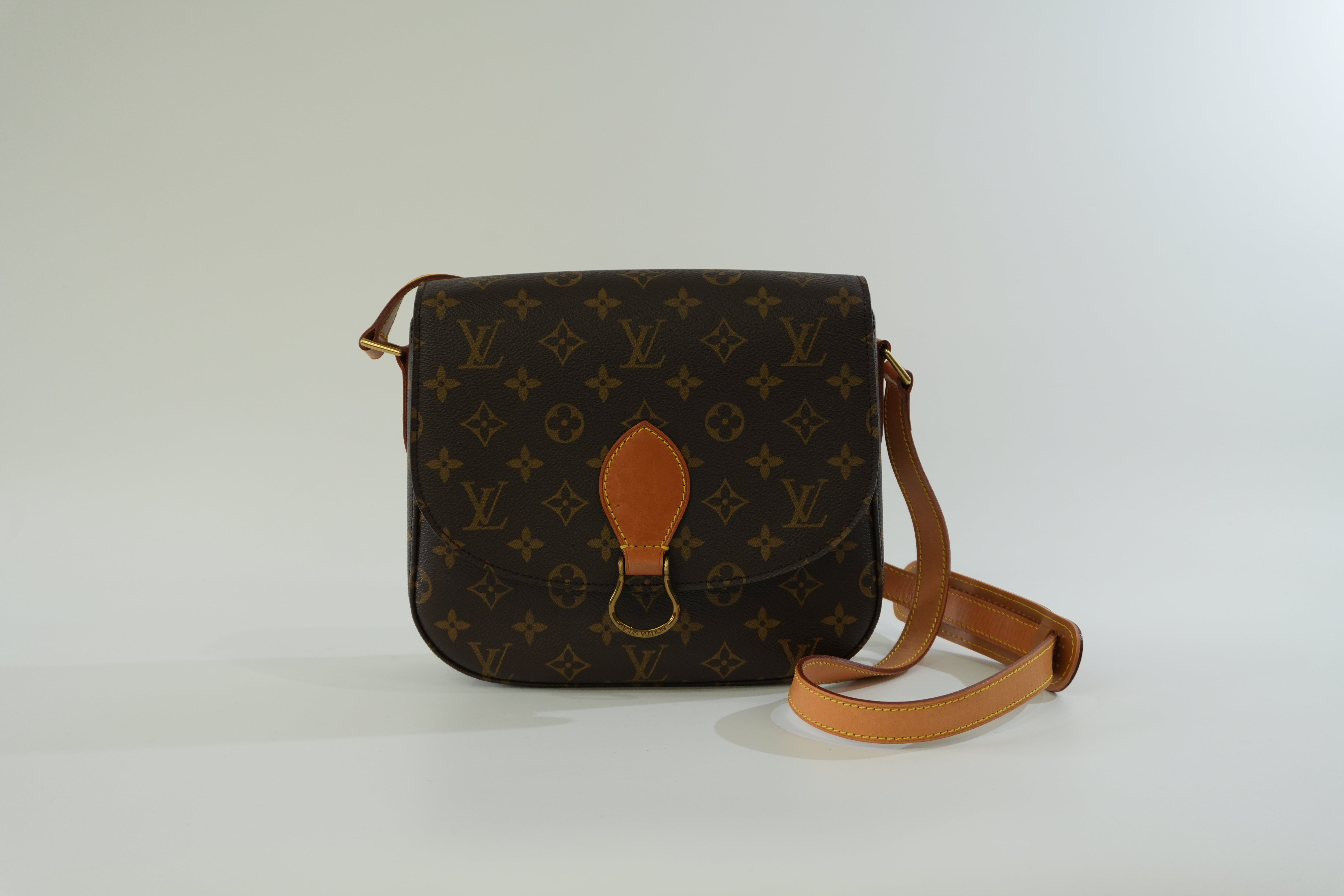 Pre-owned Louis Vuitton Monogram Saint Cloud GM Shoulder Bag Used