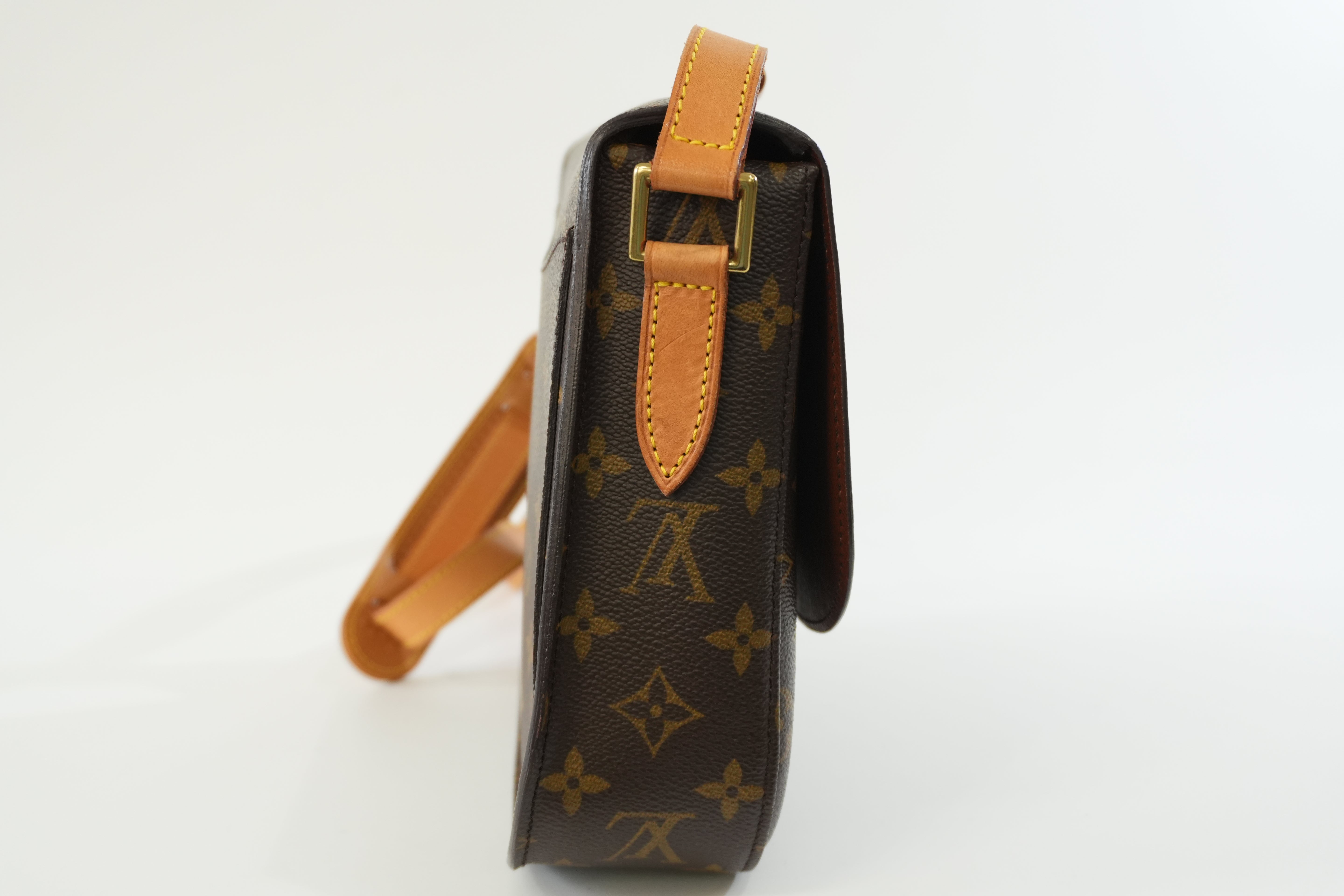Pre-owned Louis Vuitton Monogram Saint Cloud GM Shoulder Bag Used