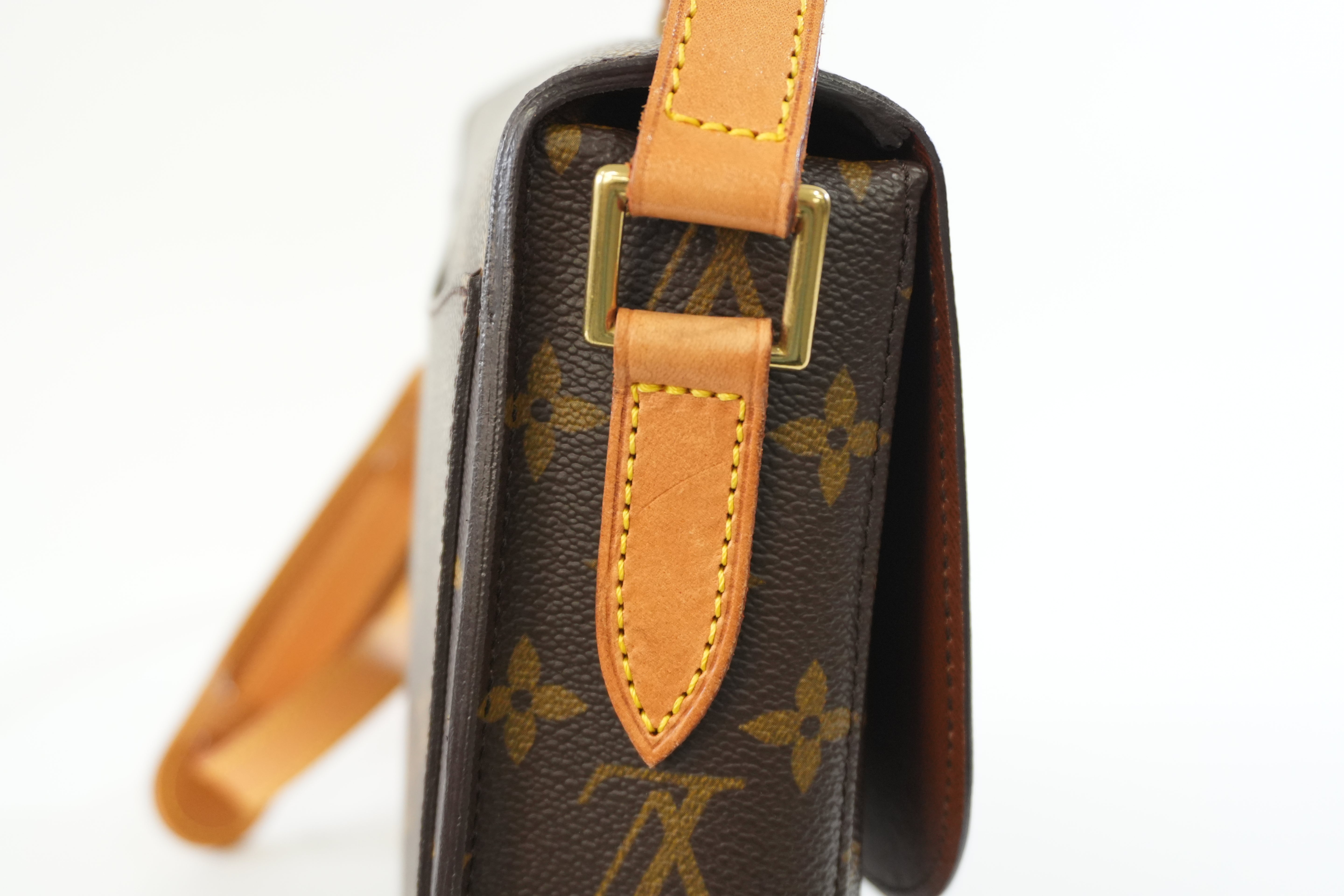 Pre-owned Louis Vuitton Monogram Saint Cloud GM Shoulder Bag Used