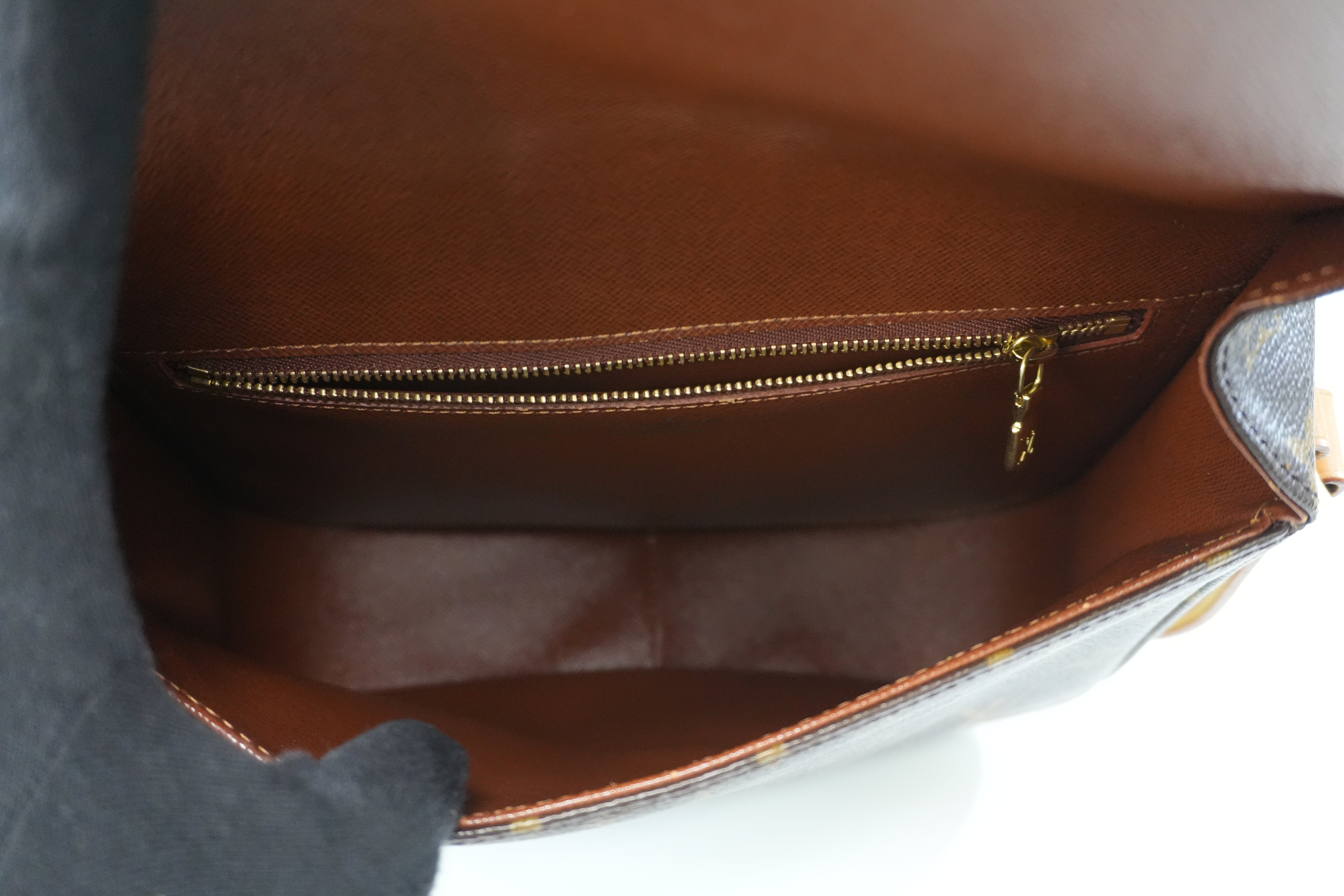 Pre-owned Louis Vuitton Monogram Saint Cloud GM Shoulder Bag Used