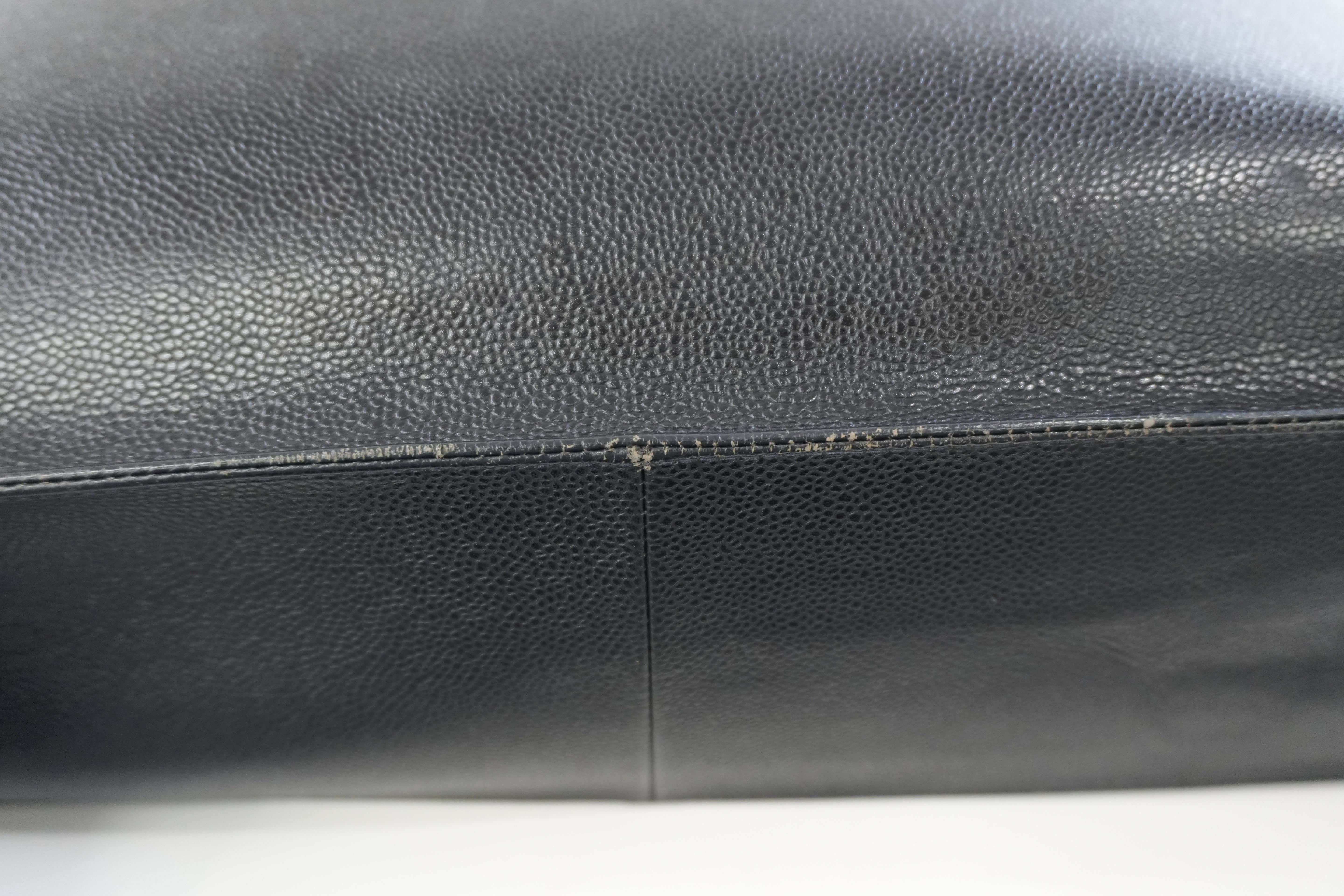 Pre-owned Chanel Caviar Skin Leather Tote Bag Black Used