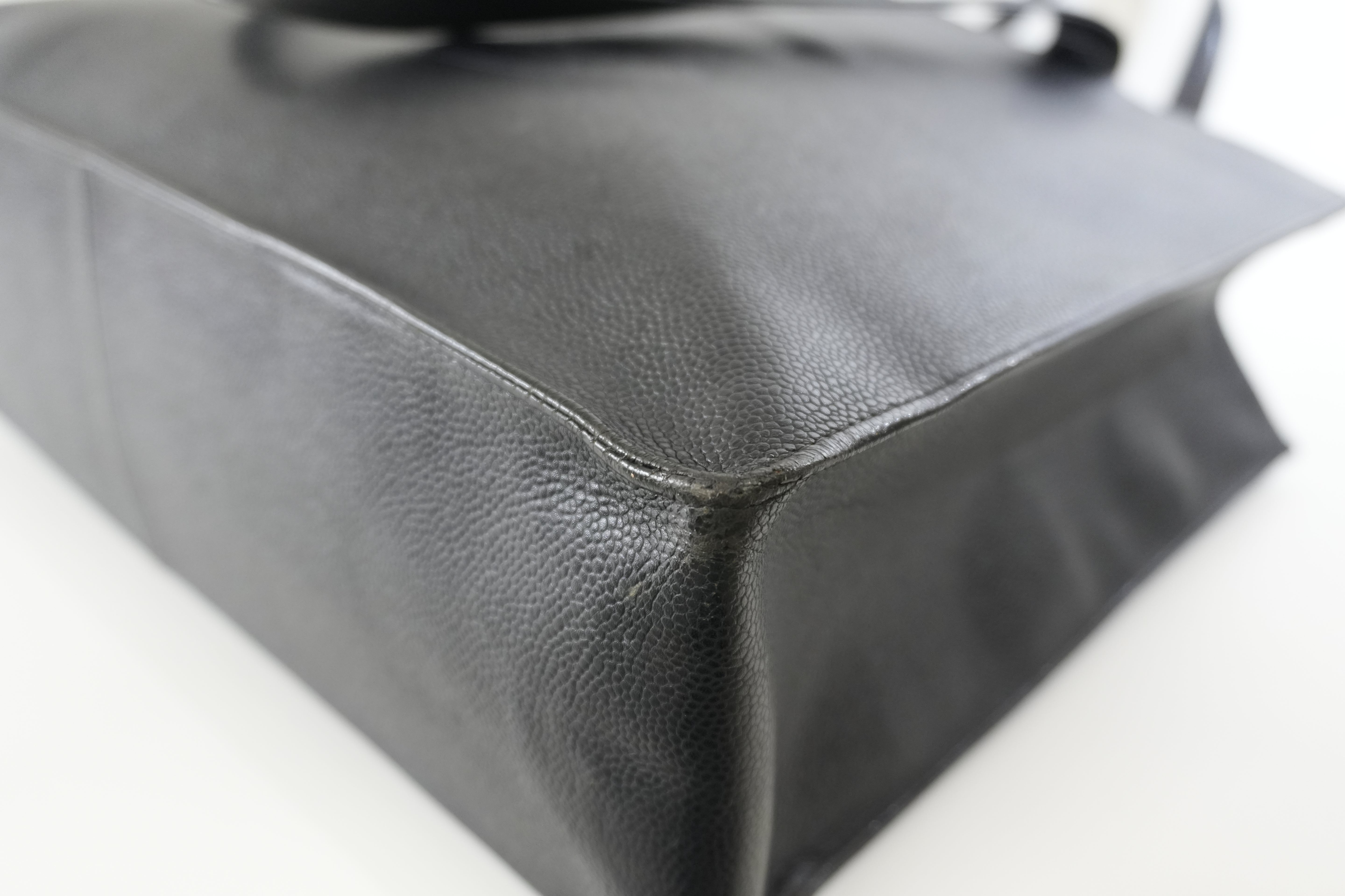 Pre-owned Chanel Caviar Skin Leather Tote Bag Black Used