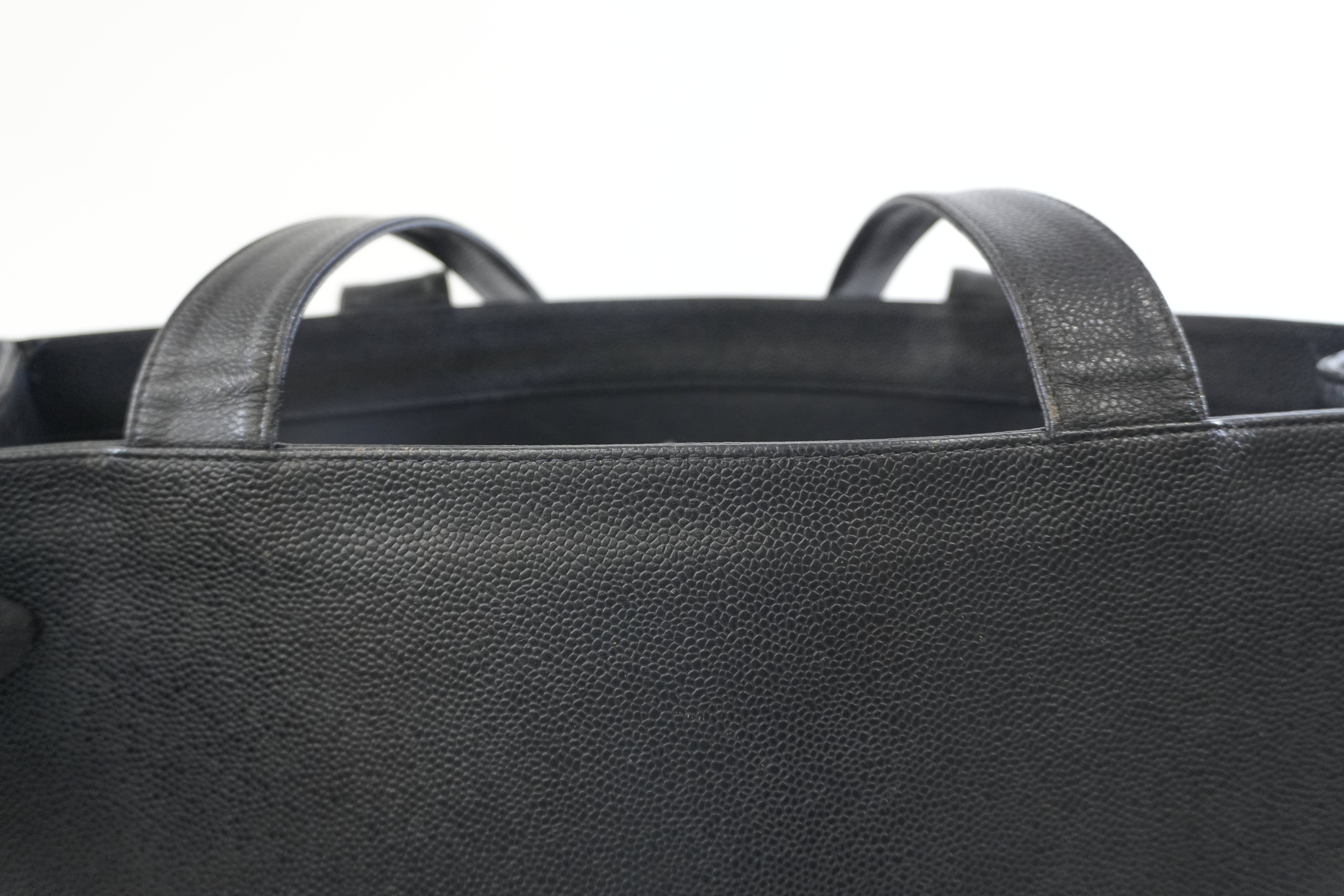 Pre-owned Chanel Caviar Skin Leather Tote Bag Black Used