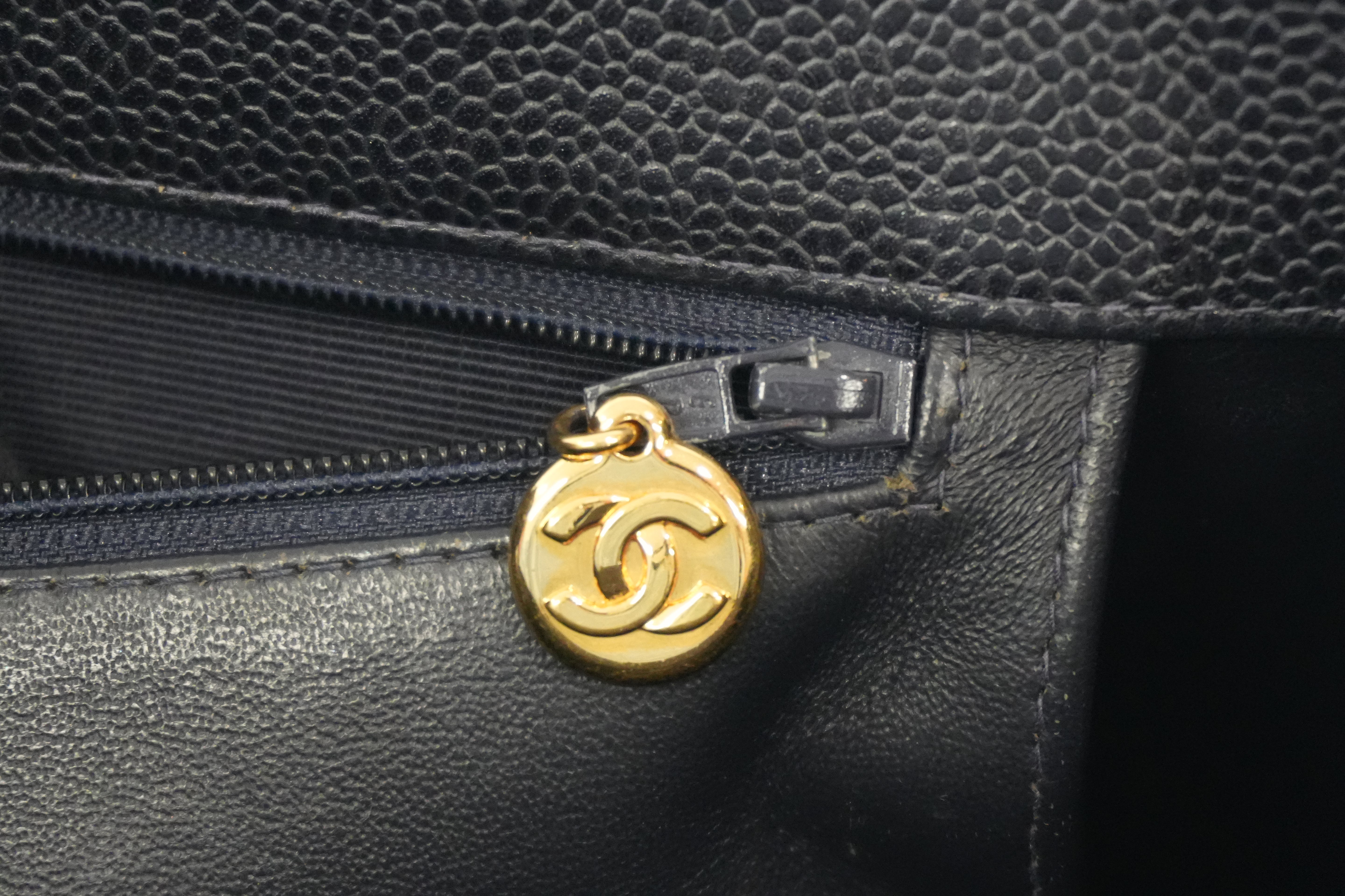 Pre-owned Chanel Caviar Skin Leather Tote Bag Black Used