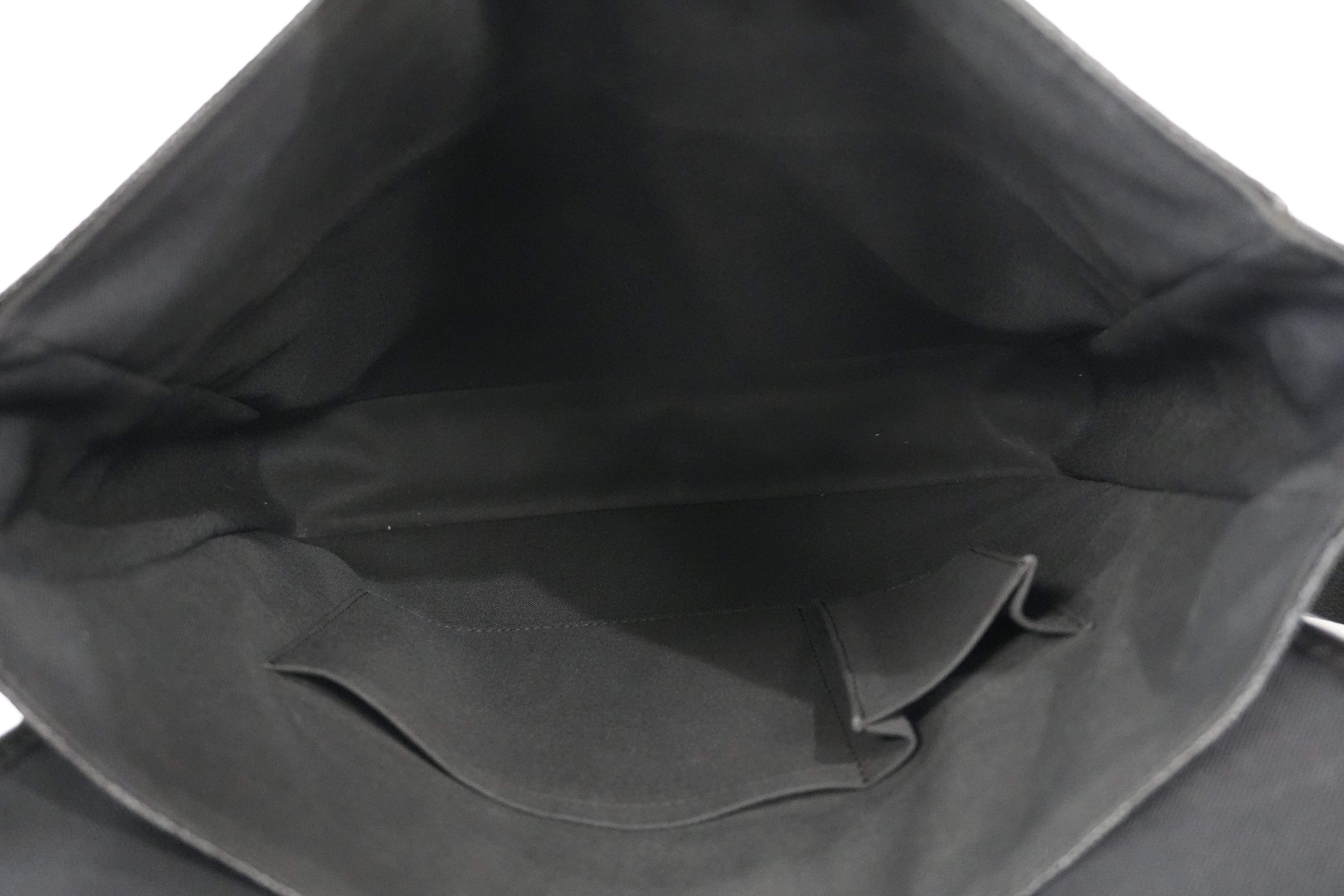 Pre-owned Louis Vuitton Damier Graphite Messenger Bag Used