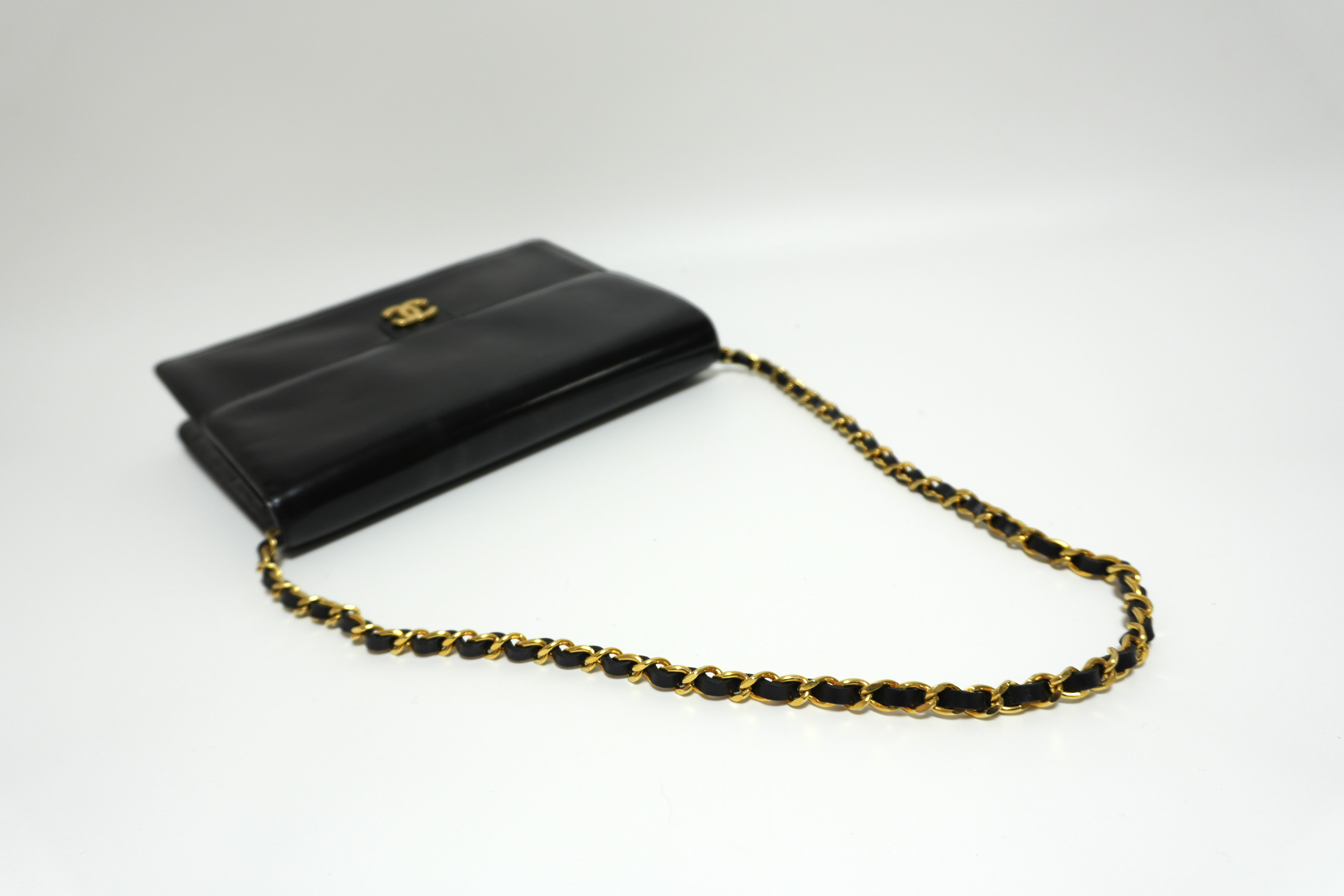 Chanel Patent Chain Shoulder Bag Used