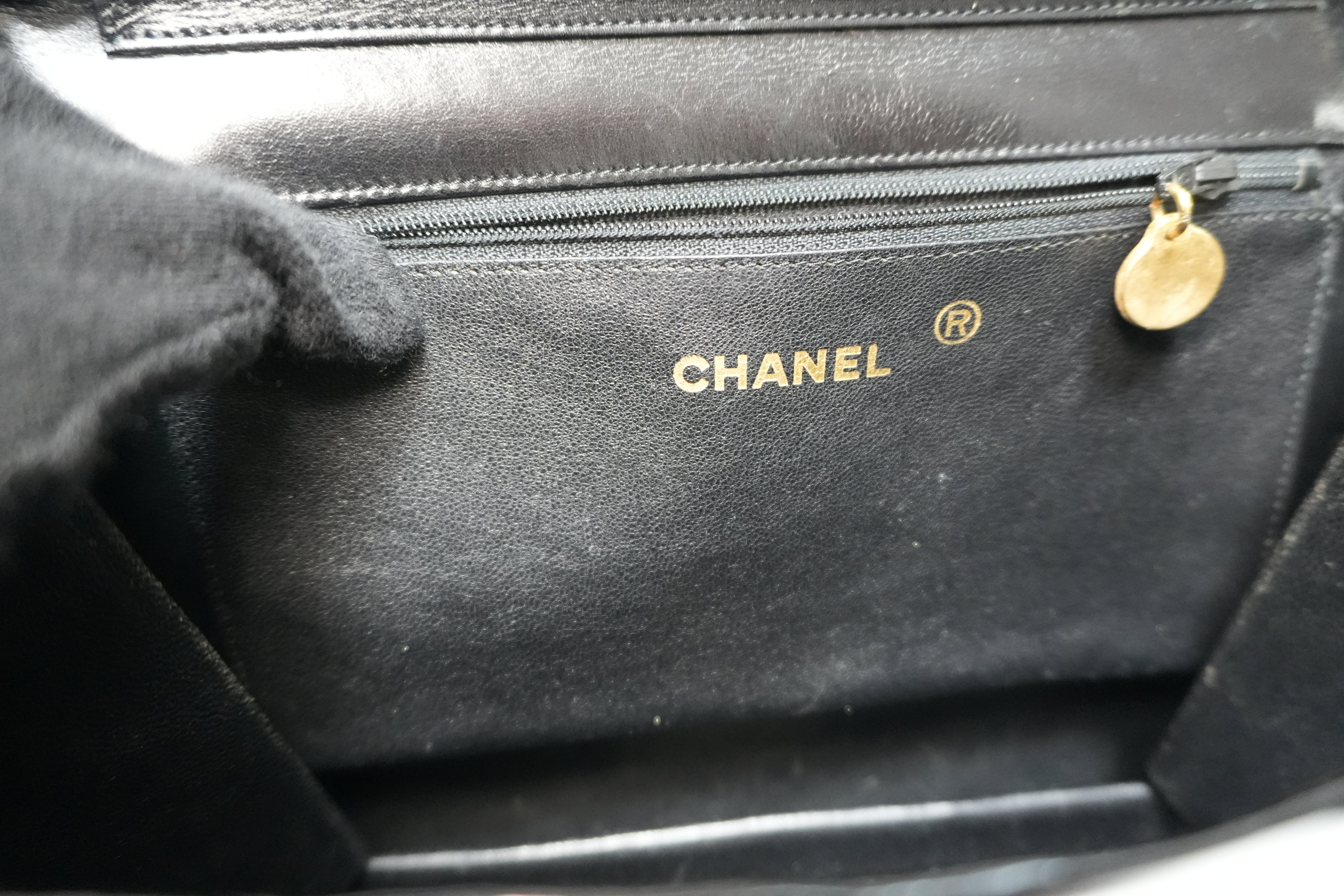 Chanel Patent Chain Shoulder Bag Used