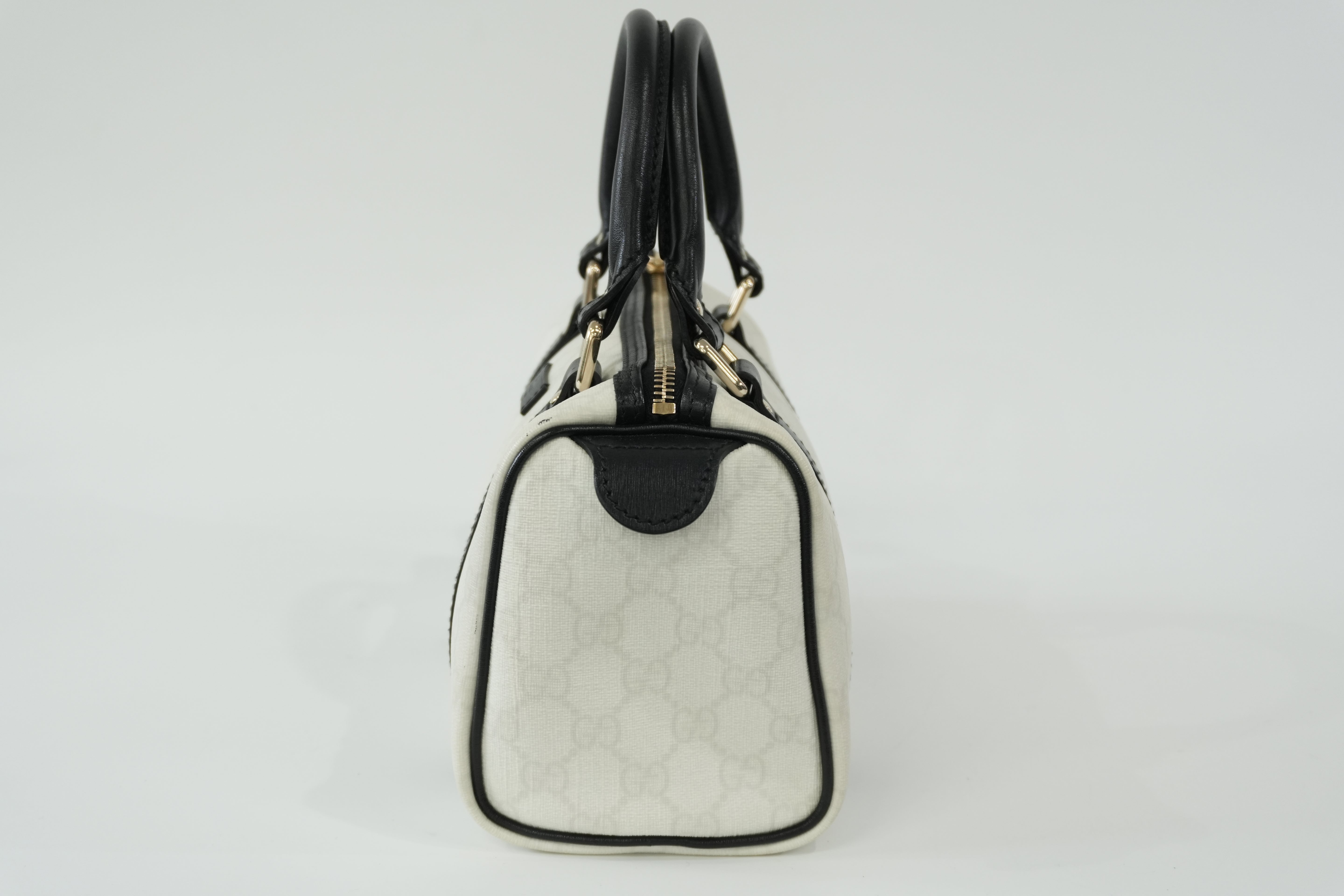 Pre-owned Gucci Canvas GG Supreme Boston Handbag White Used
