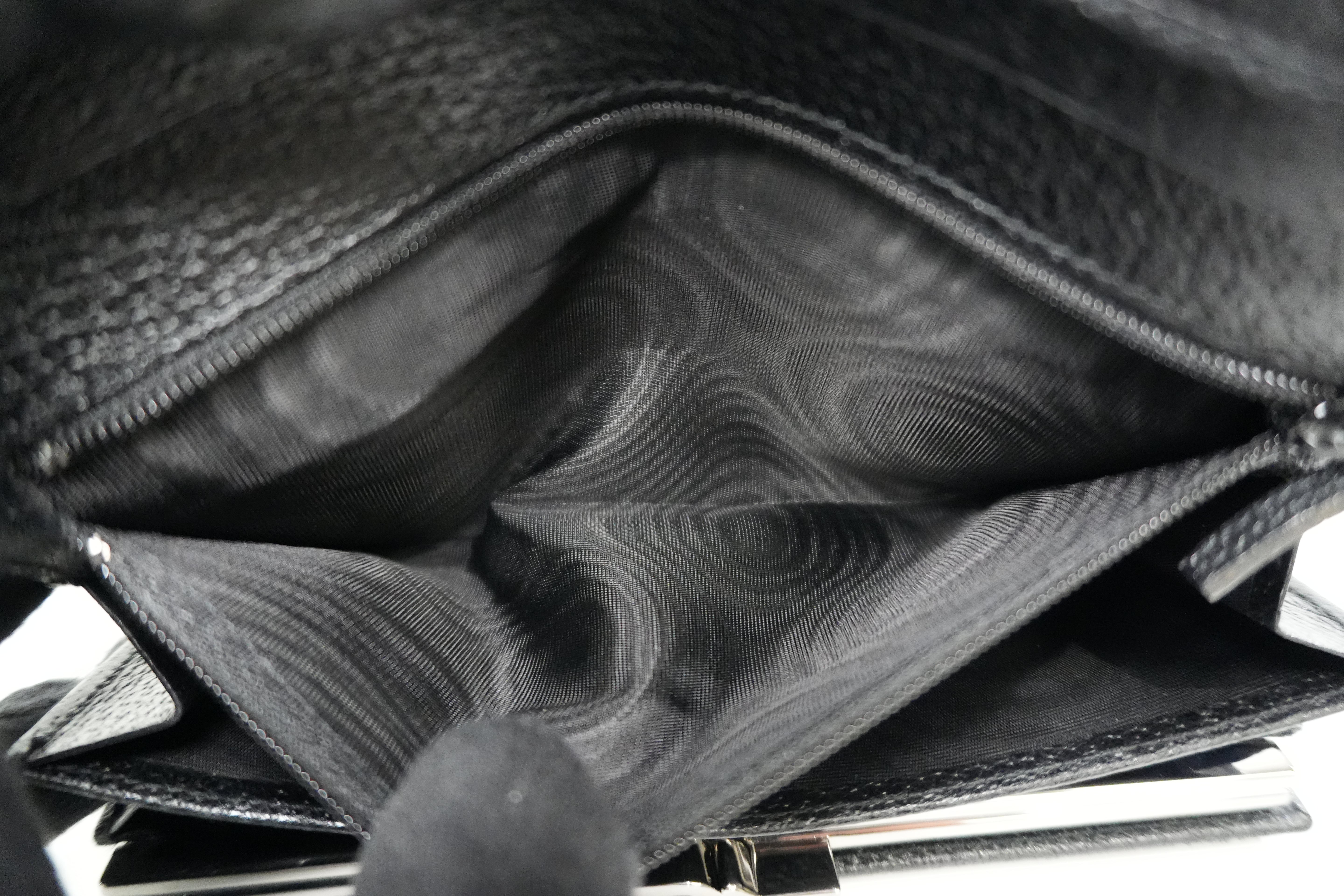 Gucci Canvas Long Wallet Black Used