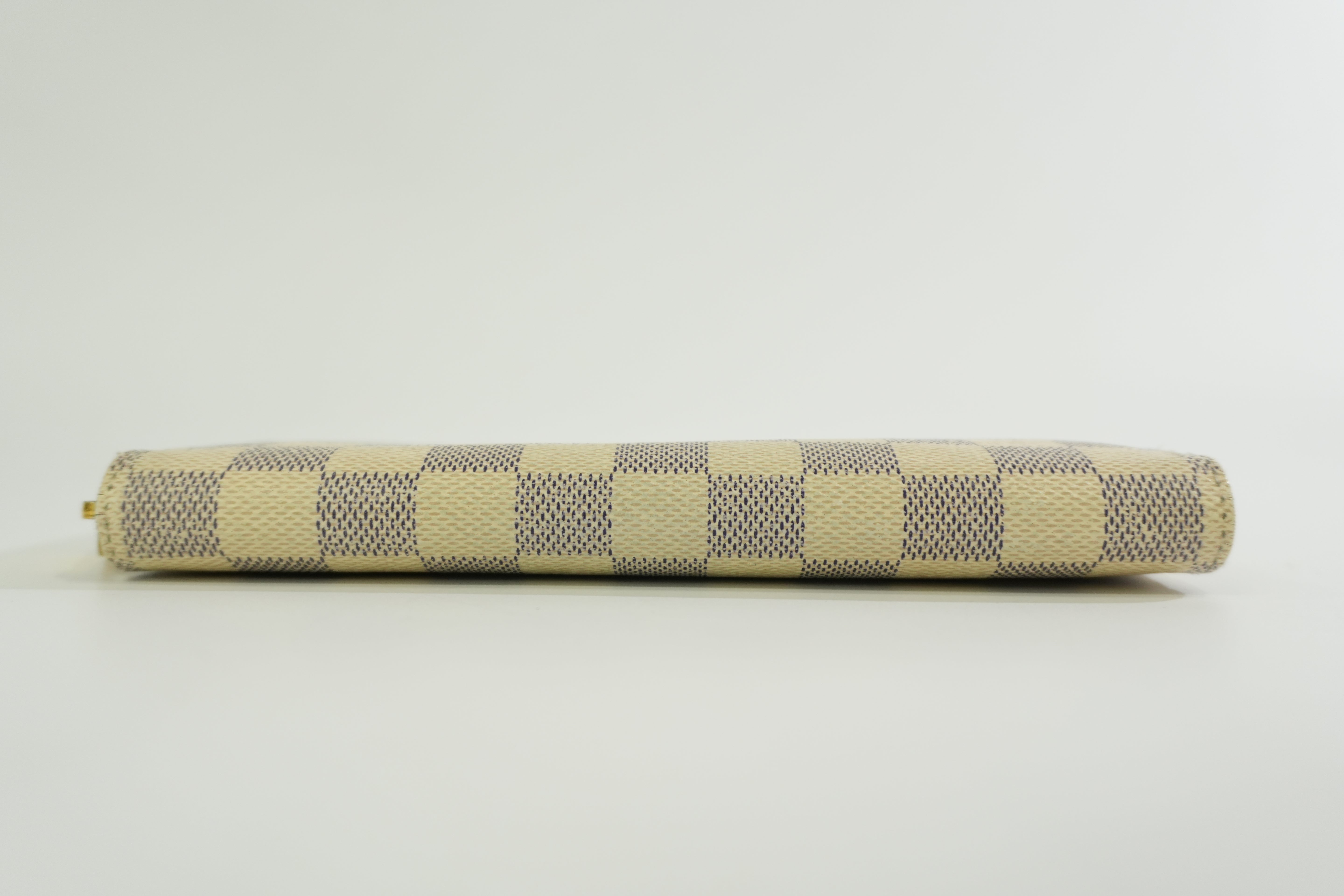 Louis Vuitton Damier Azur Zippy Wallet Used