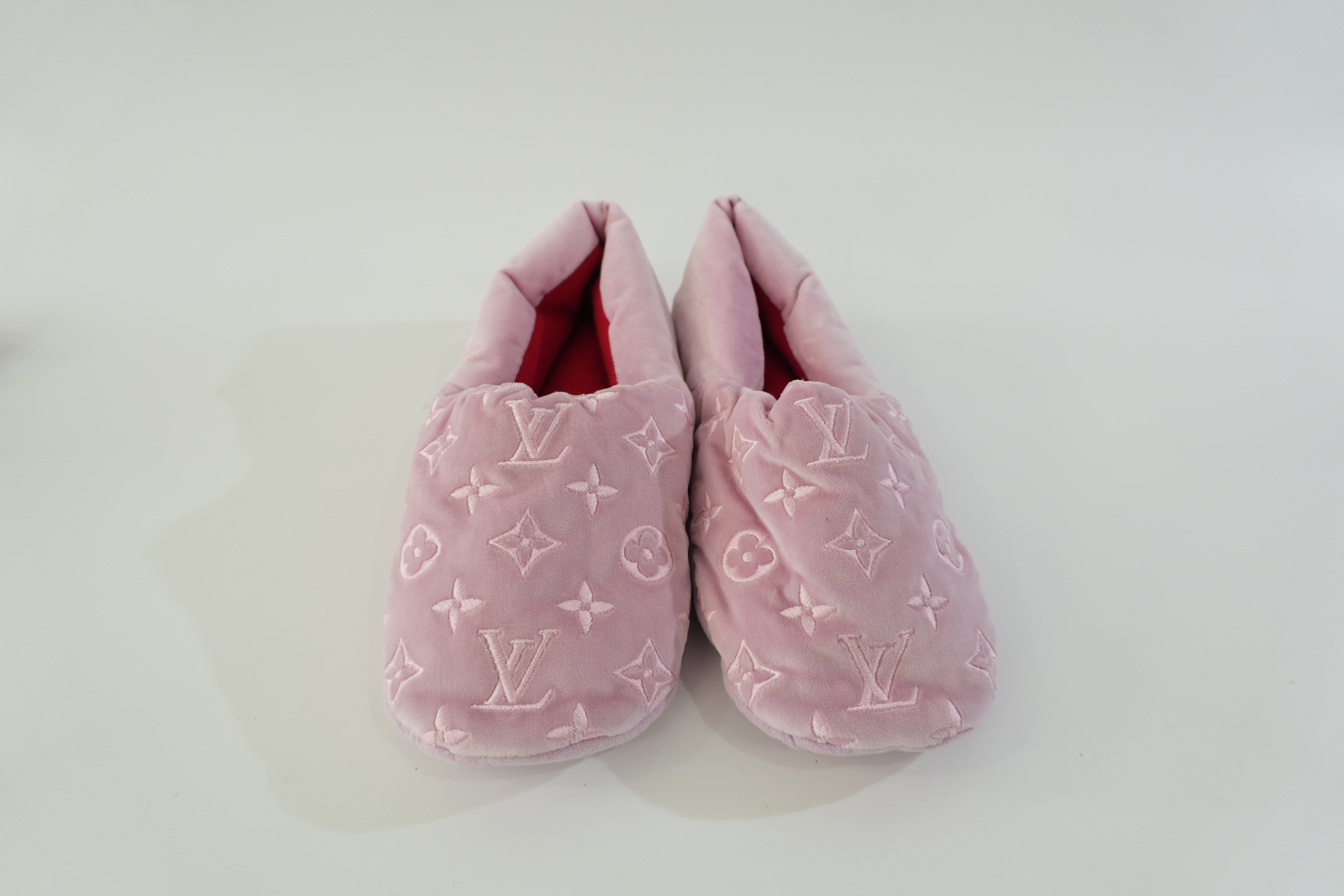 Pre-owned Louis Vuitton Indoor Slippers Size 6 Pink Used