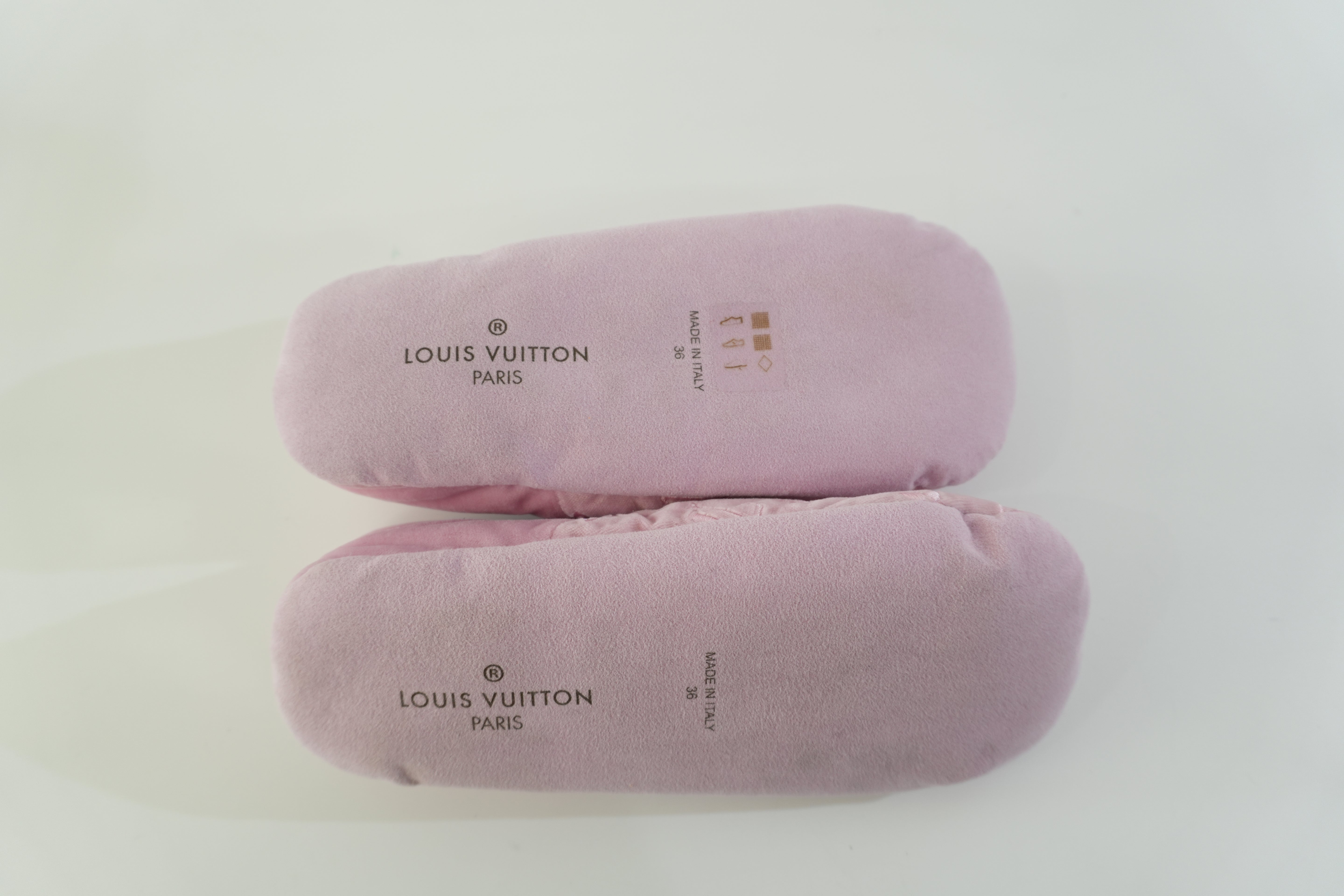 Pre-owned Louis Vuitton Indoor Slippers Size 6 Pink Used