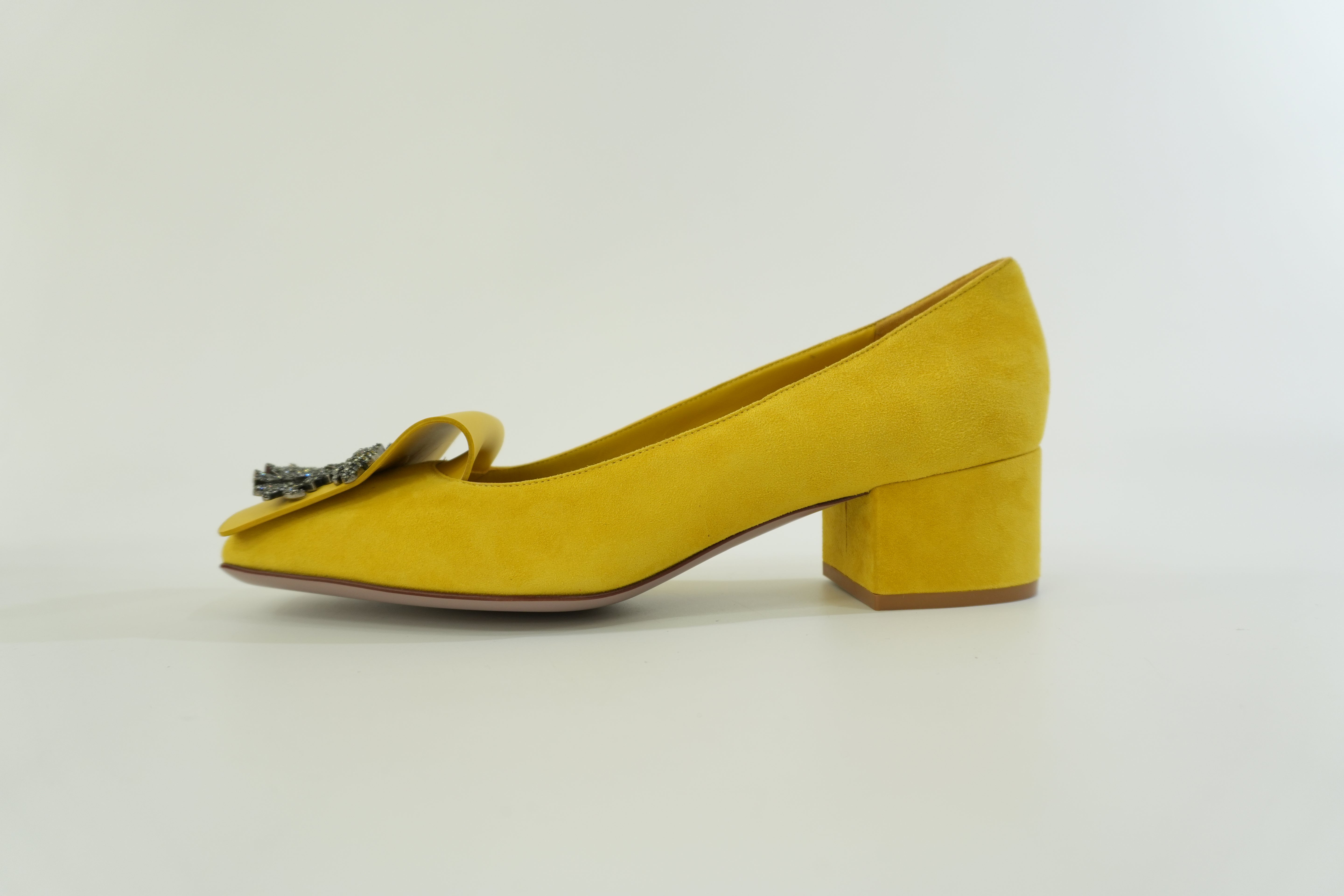 Pre-owned Valentino Suede Heeled Shoes Size 11 Yellow Used