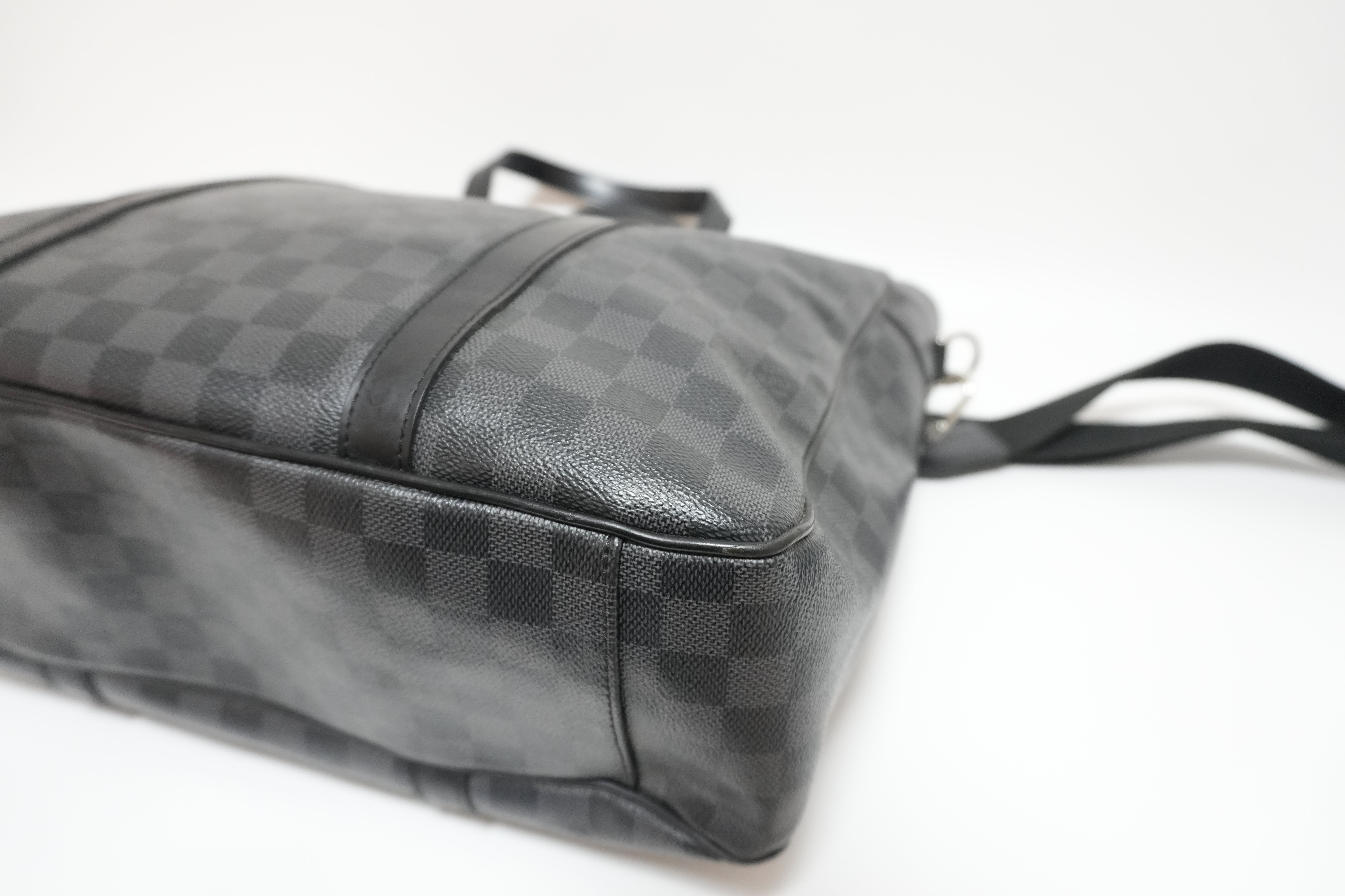 Louis Vuitton Tadao Damier Graphite Shoulder Tote Bag Used