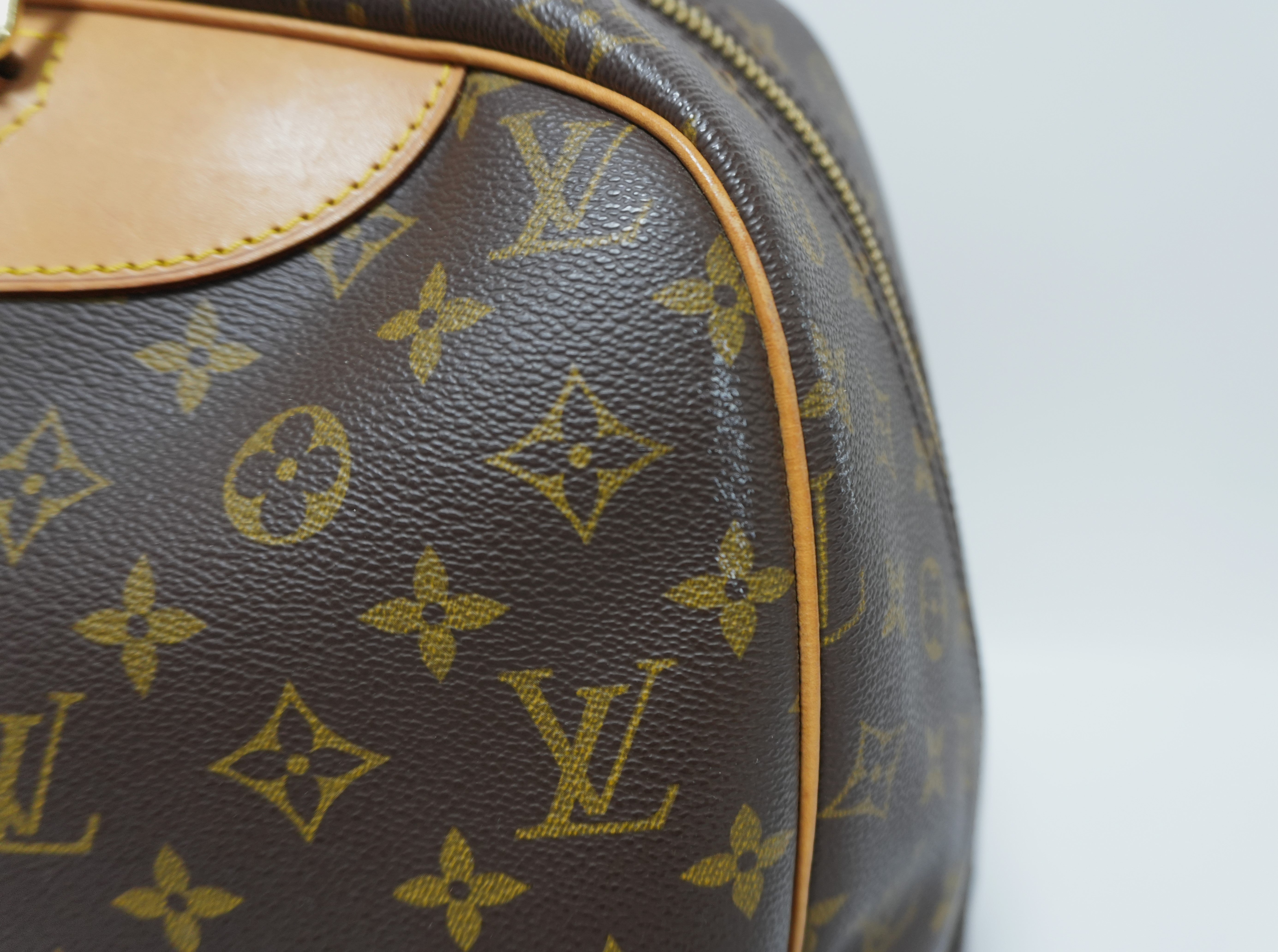 Louis Vuitton Monogram Evasion Sports Travel Bag Used