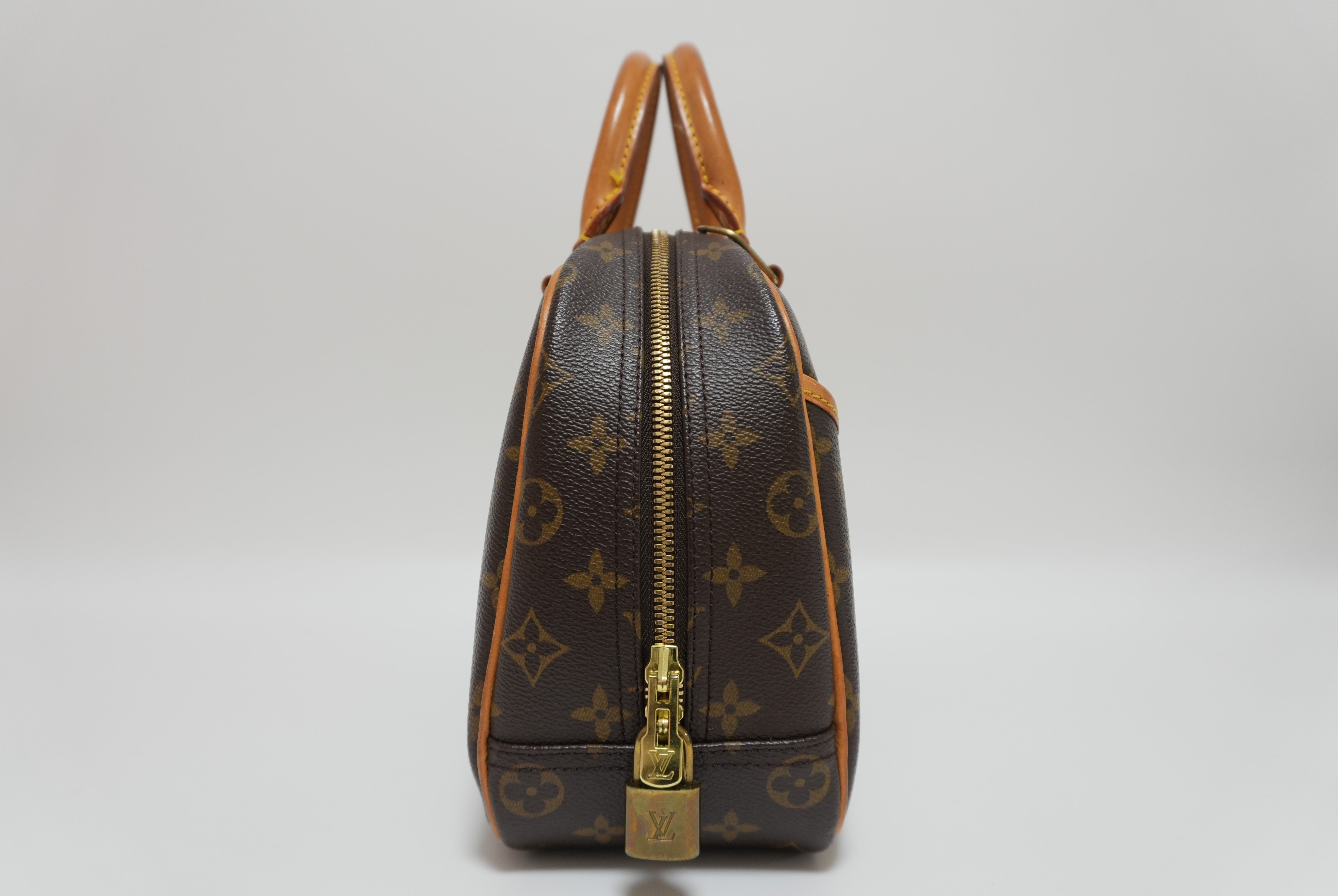 Louis Vuitton Trouville Handbag Used