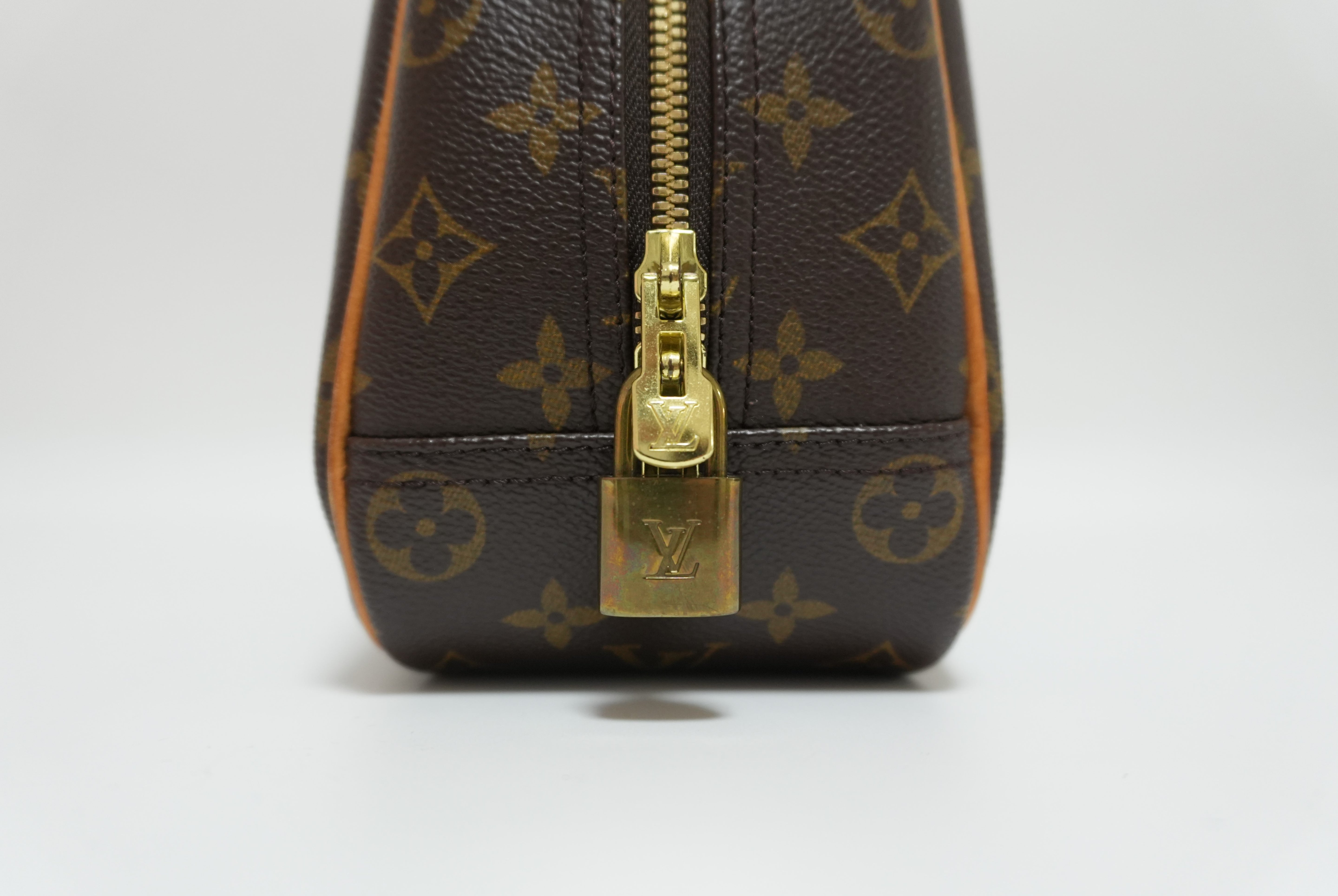 Louis Vuitton Trouville Handbag Used