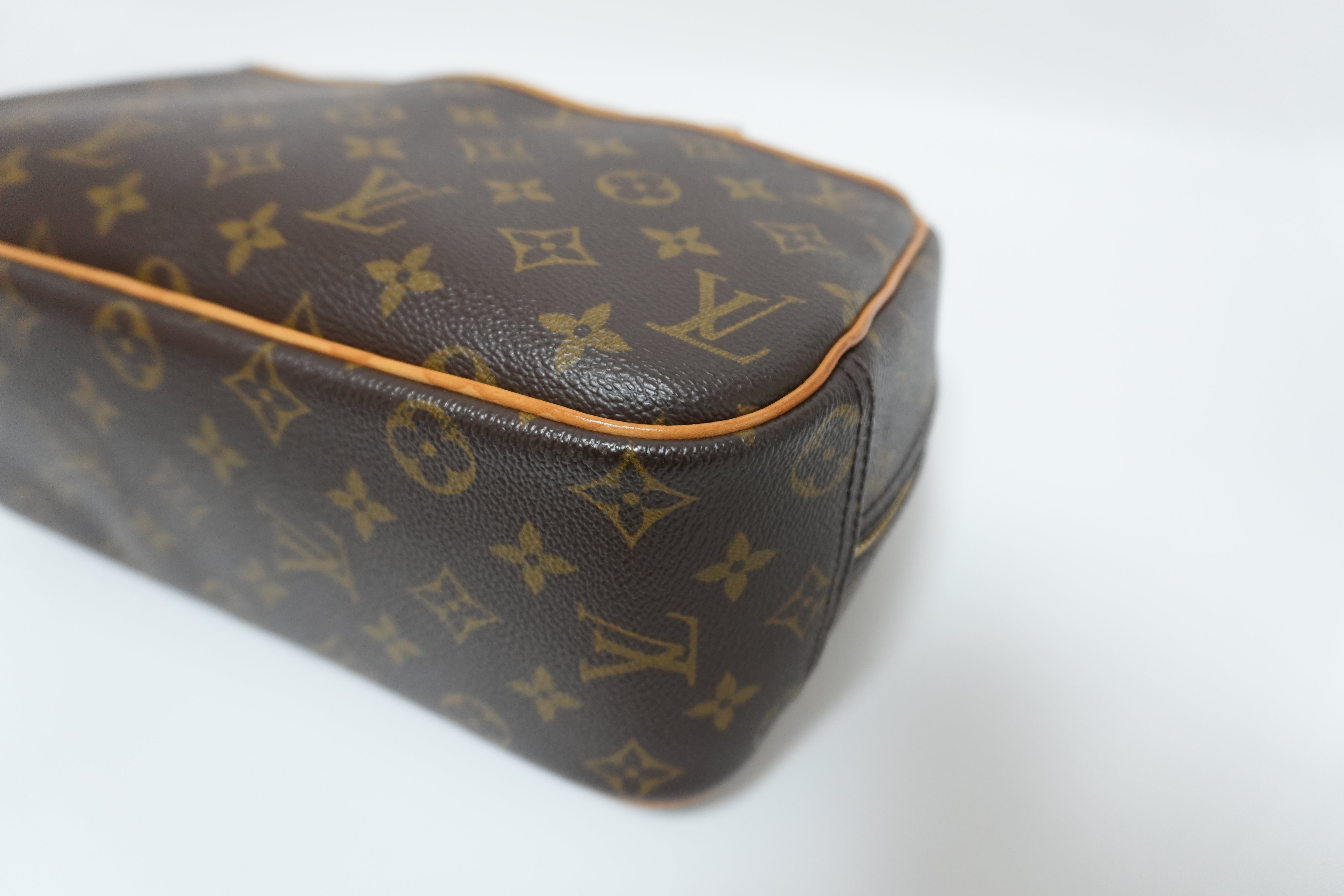 Louis Vuitton Trouville Handbag Used