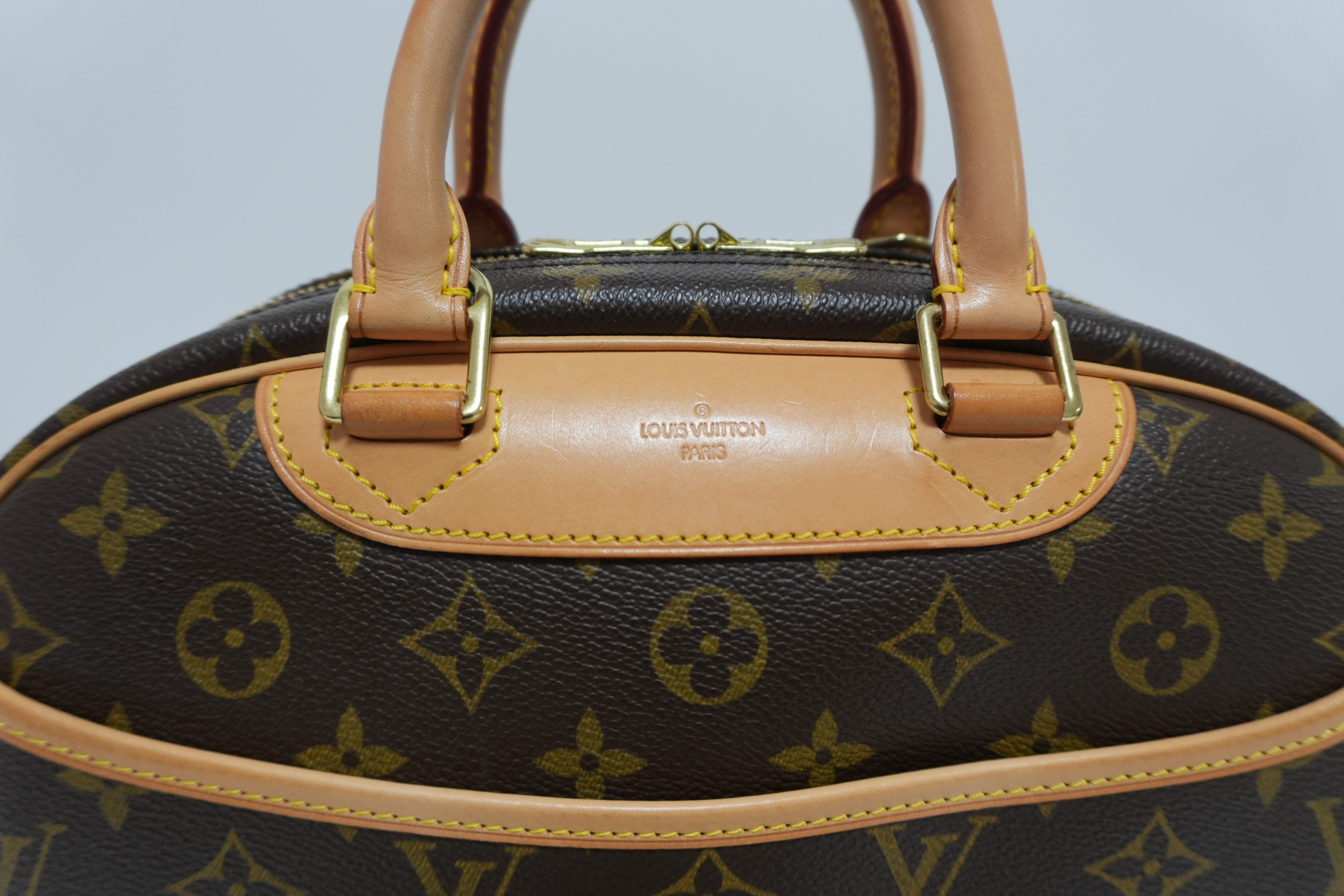 Louis Vuitton Trouville Handbag Used