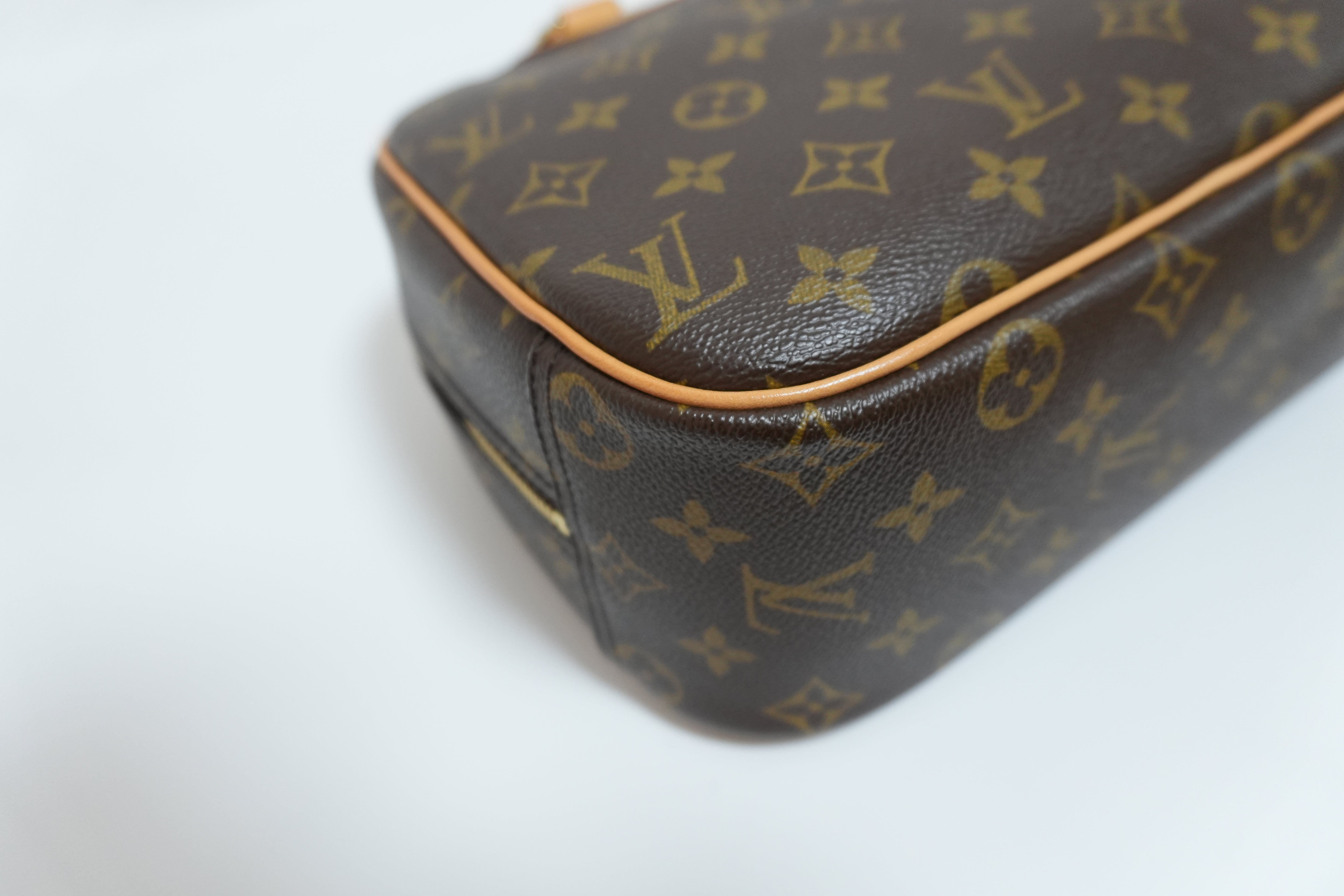 Louis Vuitton Trouville Handbag Used