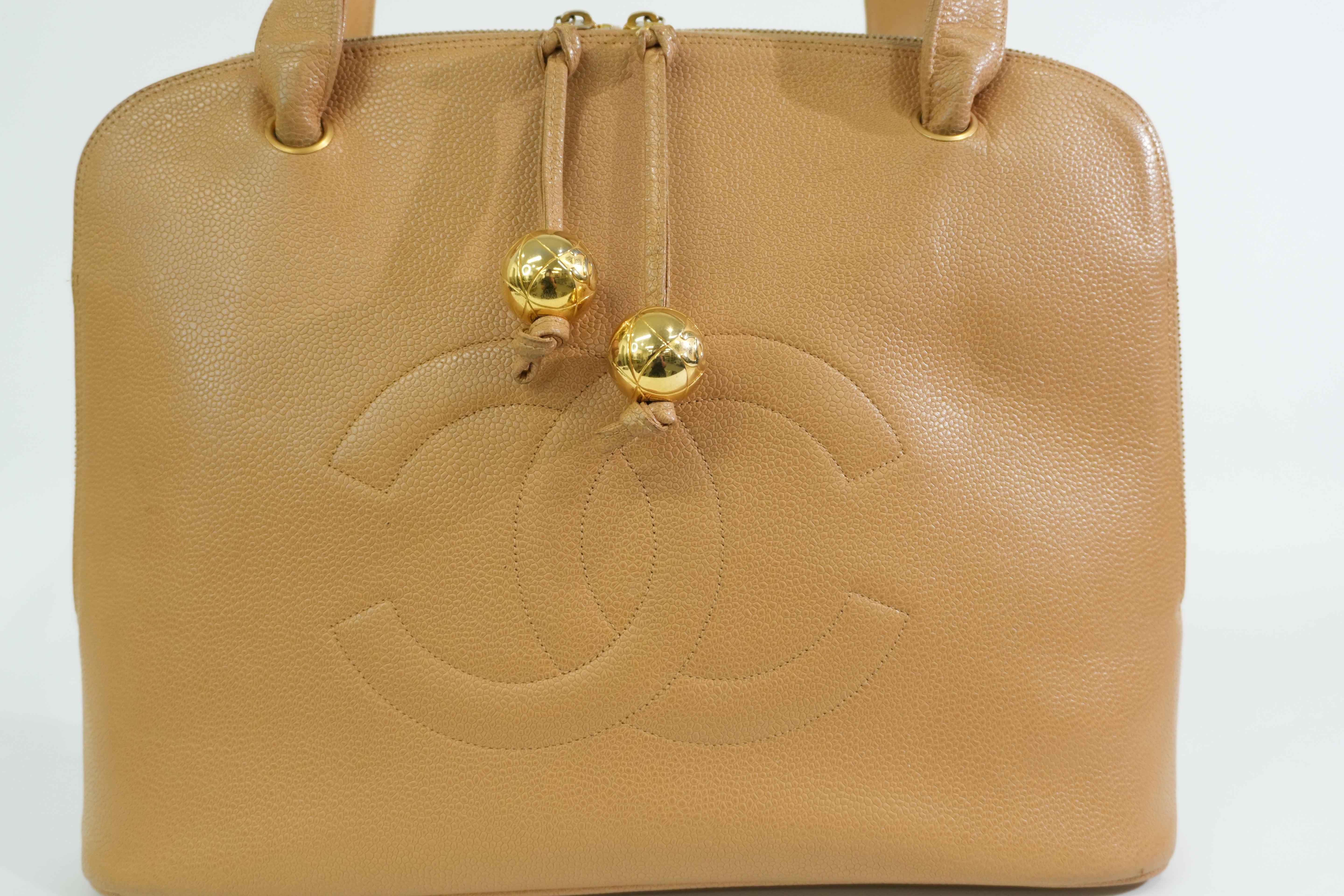 Pre-owned Chanel Caviar Skin Leather Ball Tote Bag Beige
