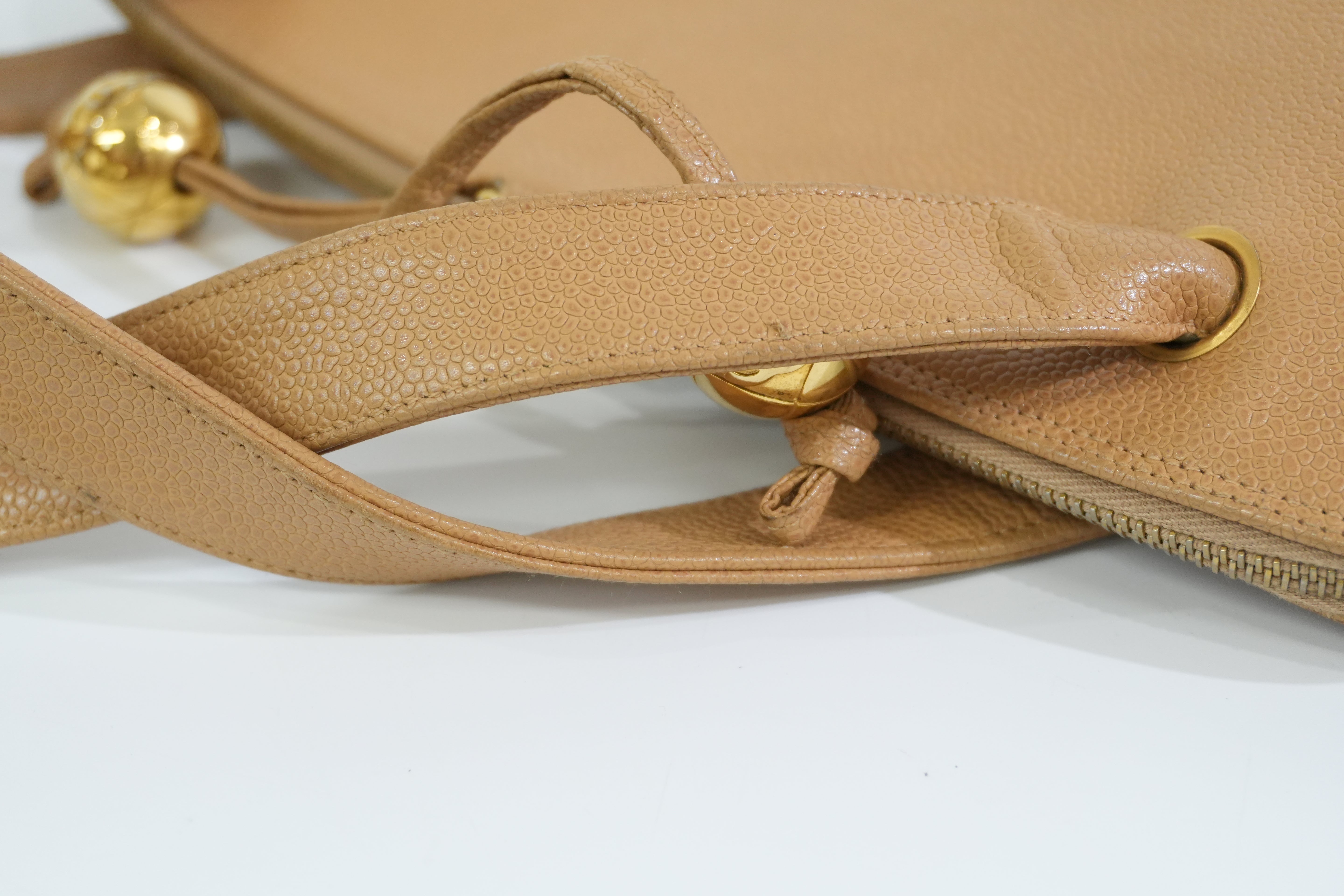Pre-owned Chanel Caviar Skin Leather Ball Tote Bag Beige