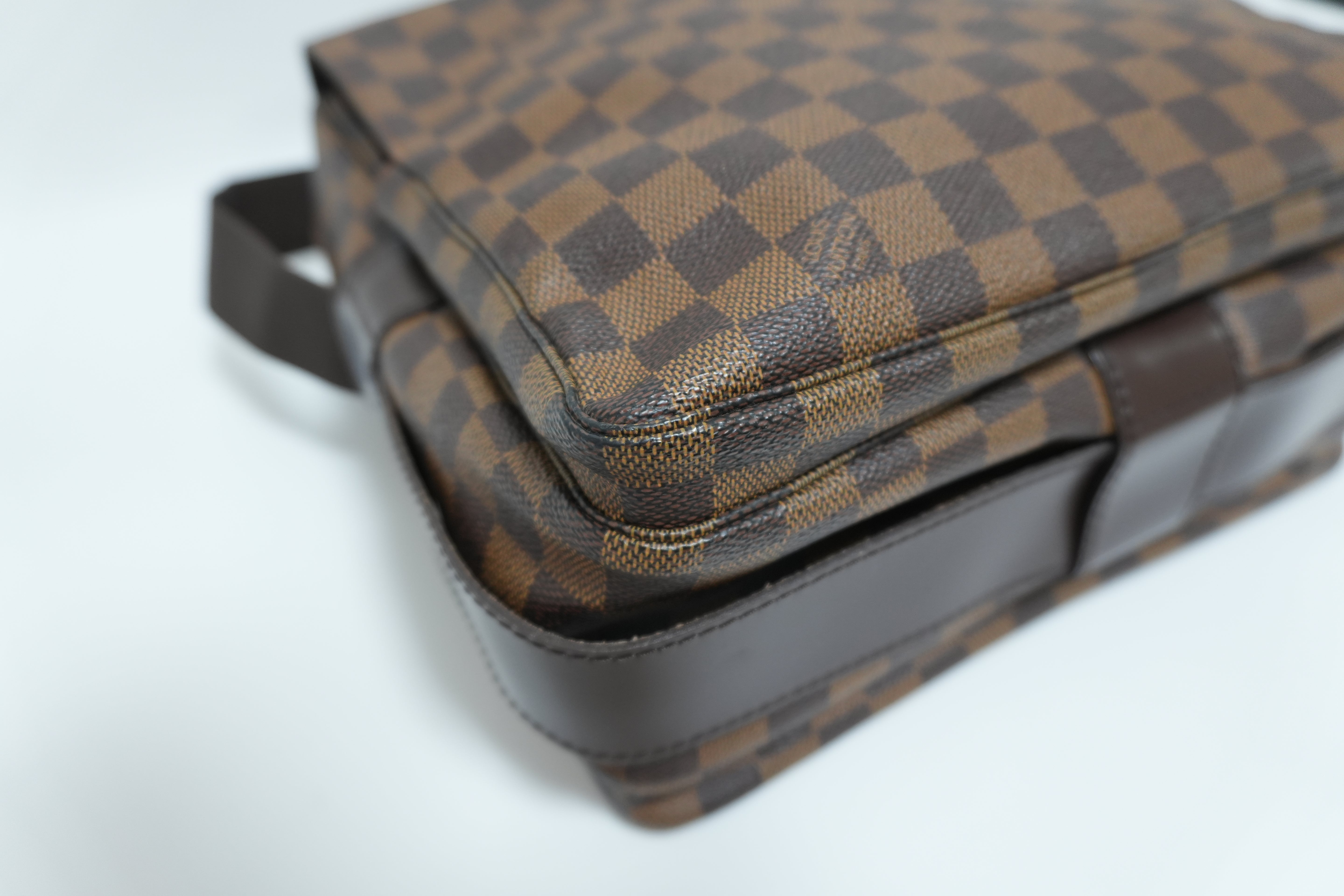 Louis Vuitton Damier Ebene Naviglio Messenger Bag Used