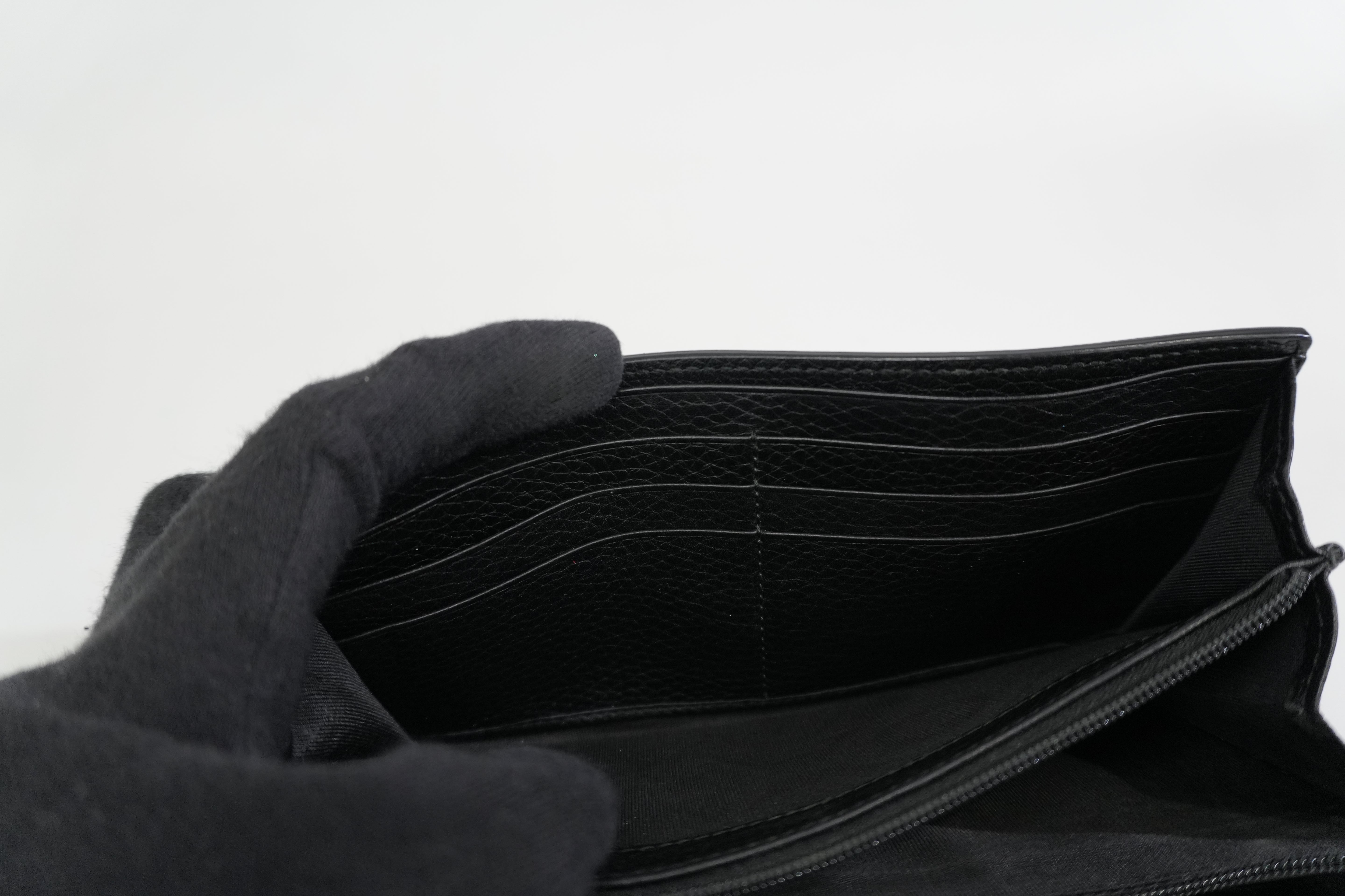 Pre-owned Gucci Calfskin Leather Long Wallet Black