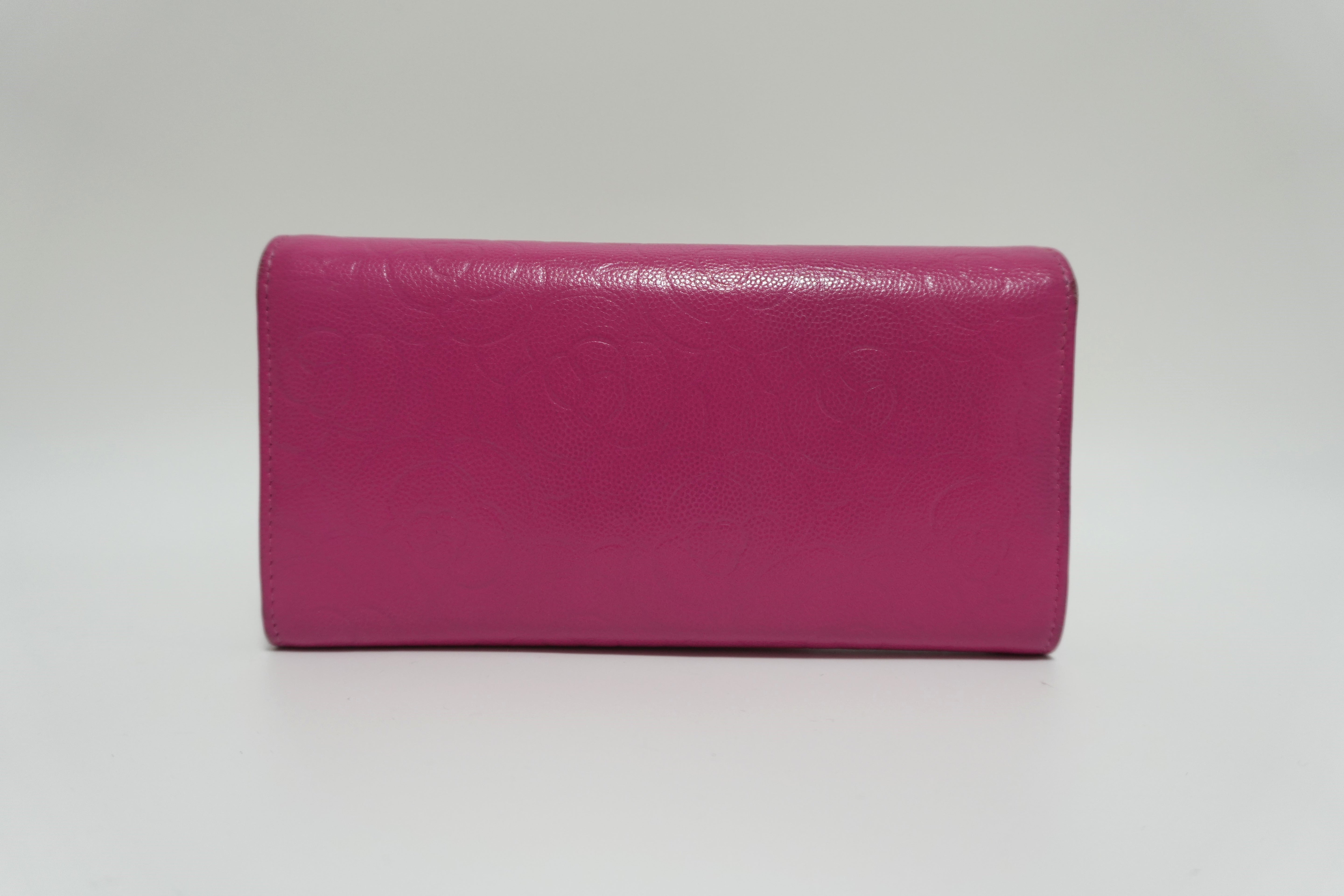 Chanel Camellia Wallet Pink Used