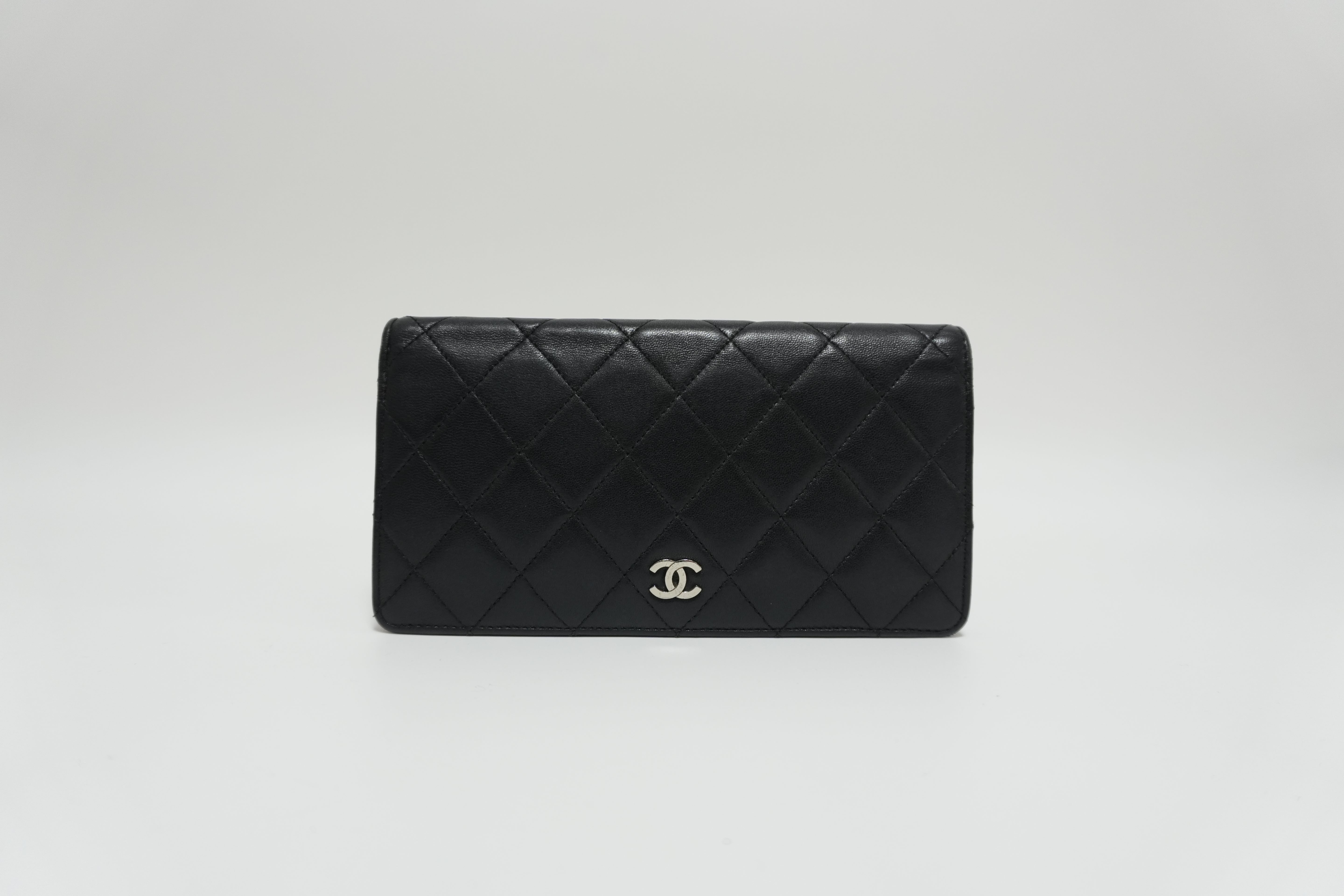 Chanel Lambskin Wallet Black Used