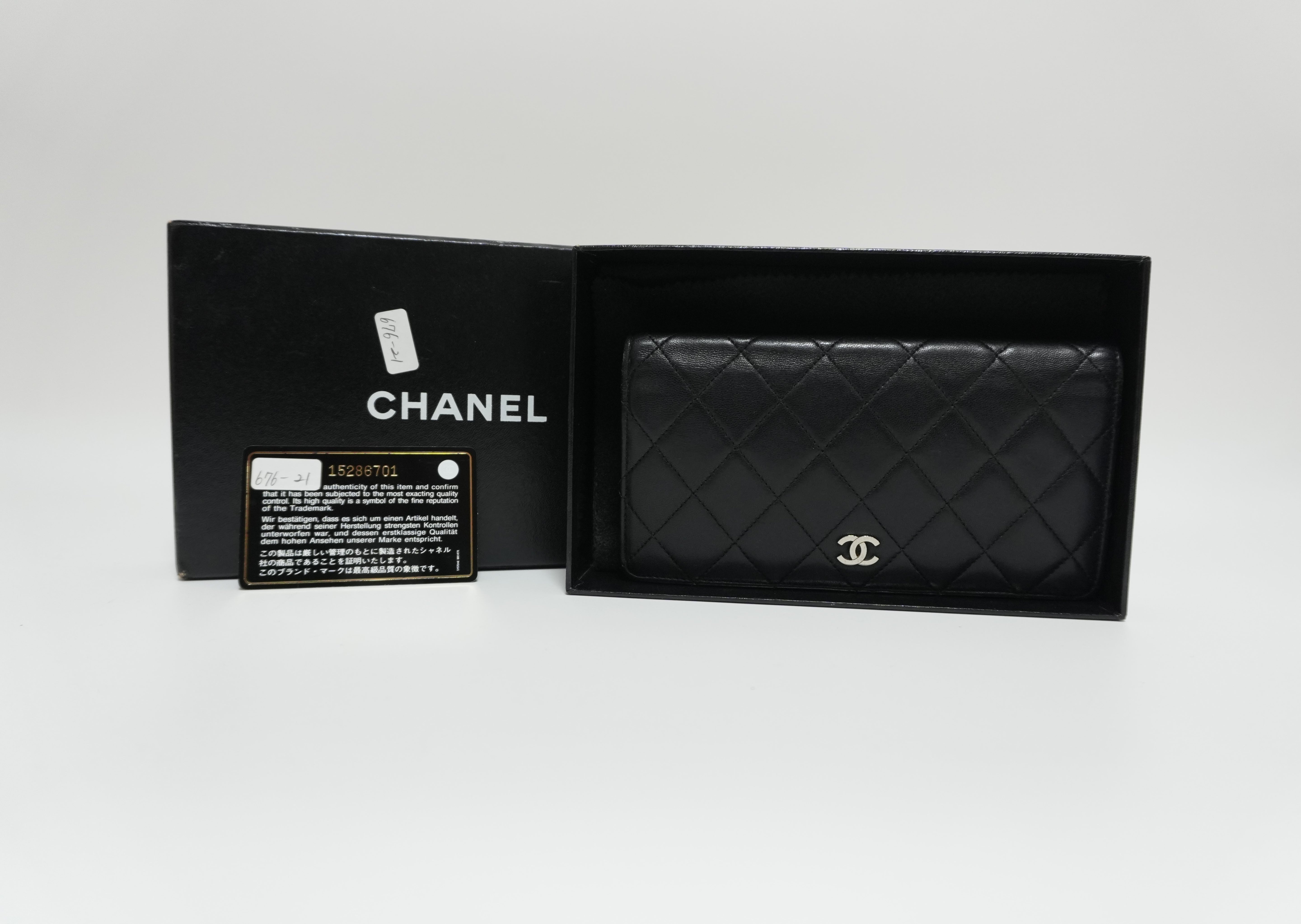 Chanel Lambskin Wallet Black Used