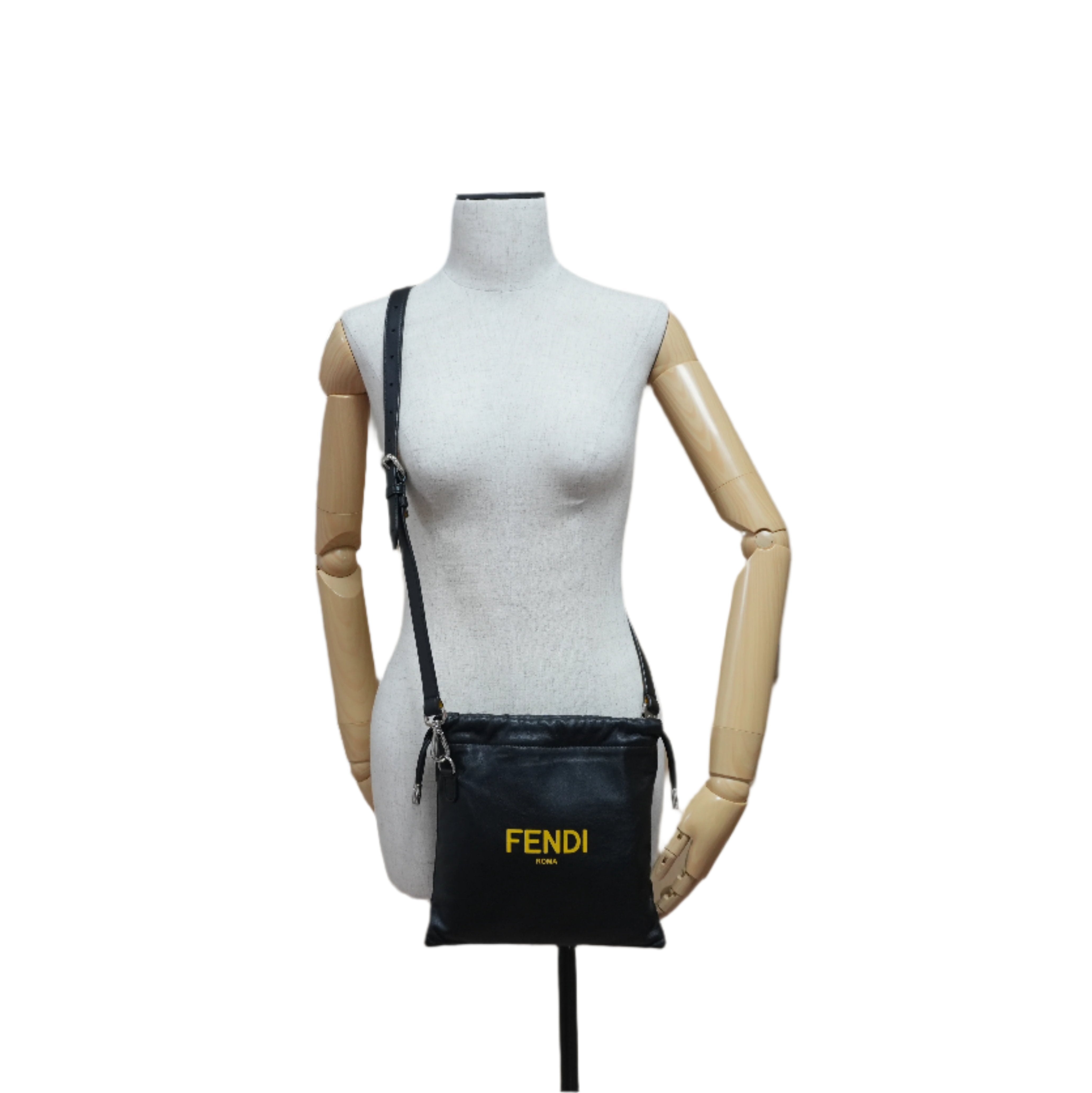 Fendi Leather Shoulder Bag Black Used