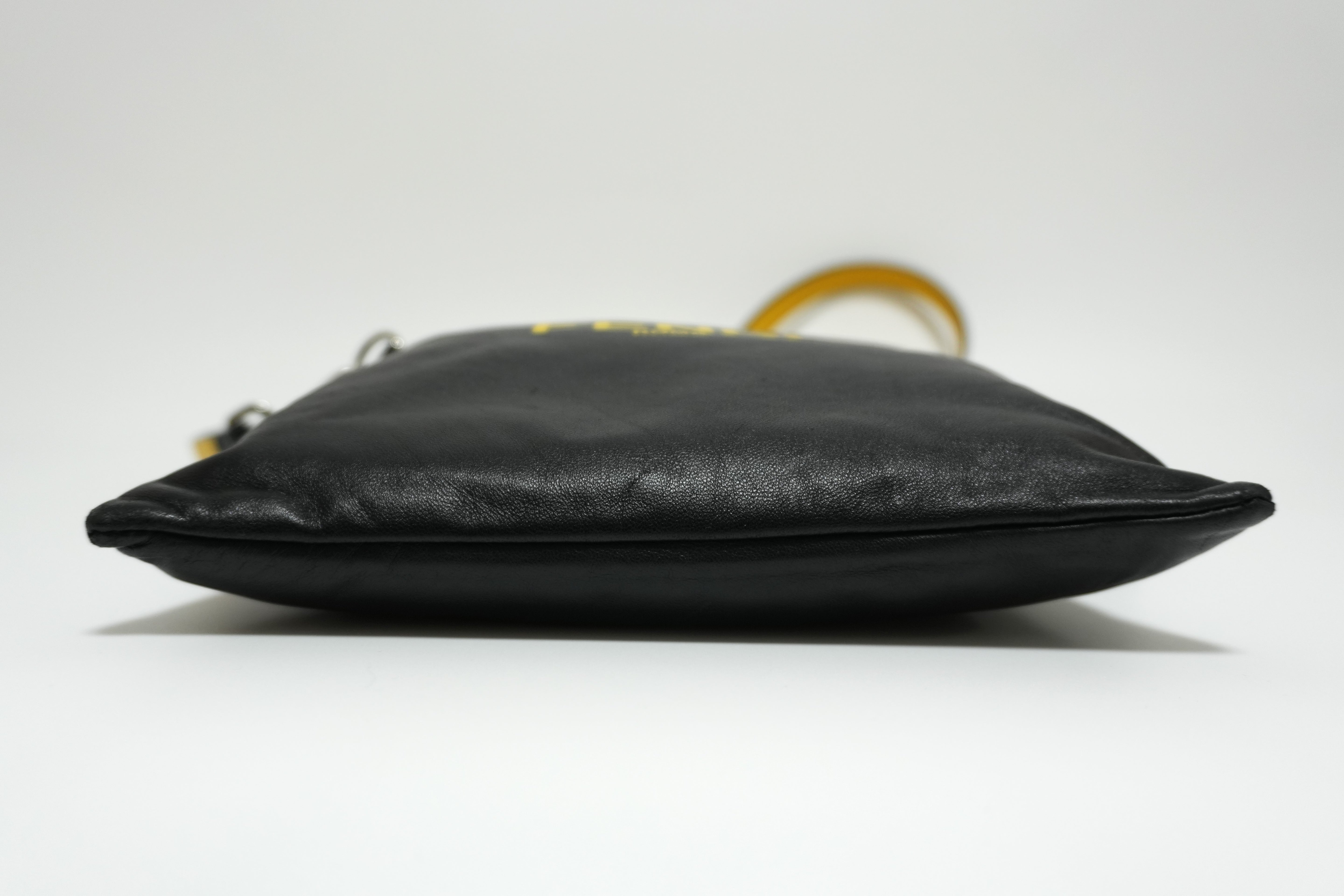 Fendi Leather Shoulder Bag Black Used