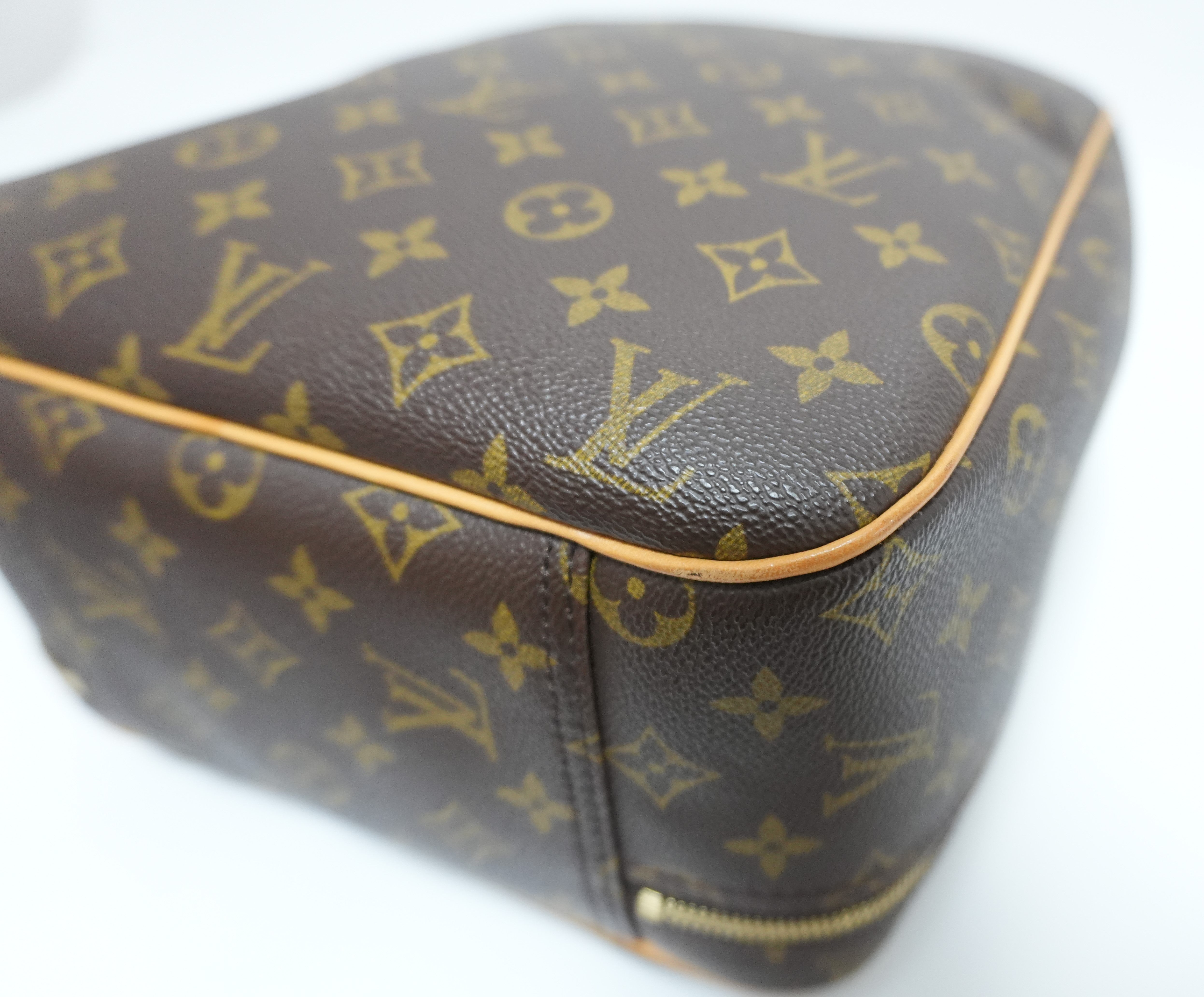 Louis Vuitton Monogram Excursion Sports Bag Used