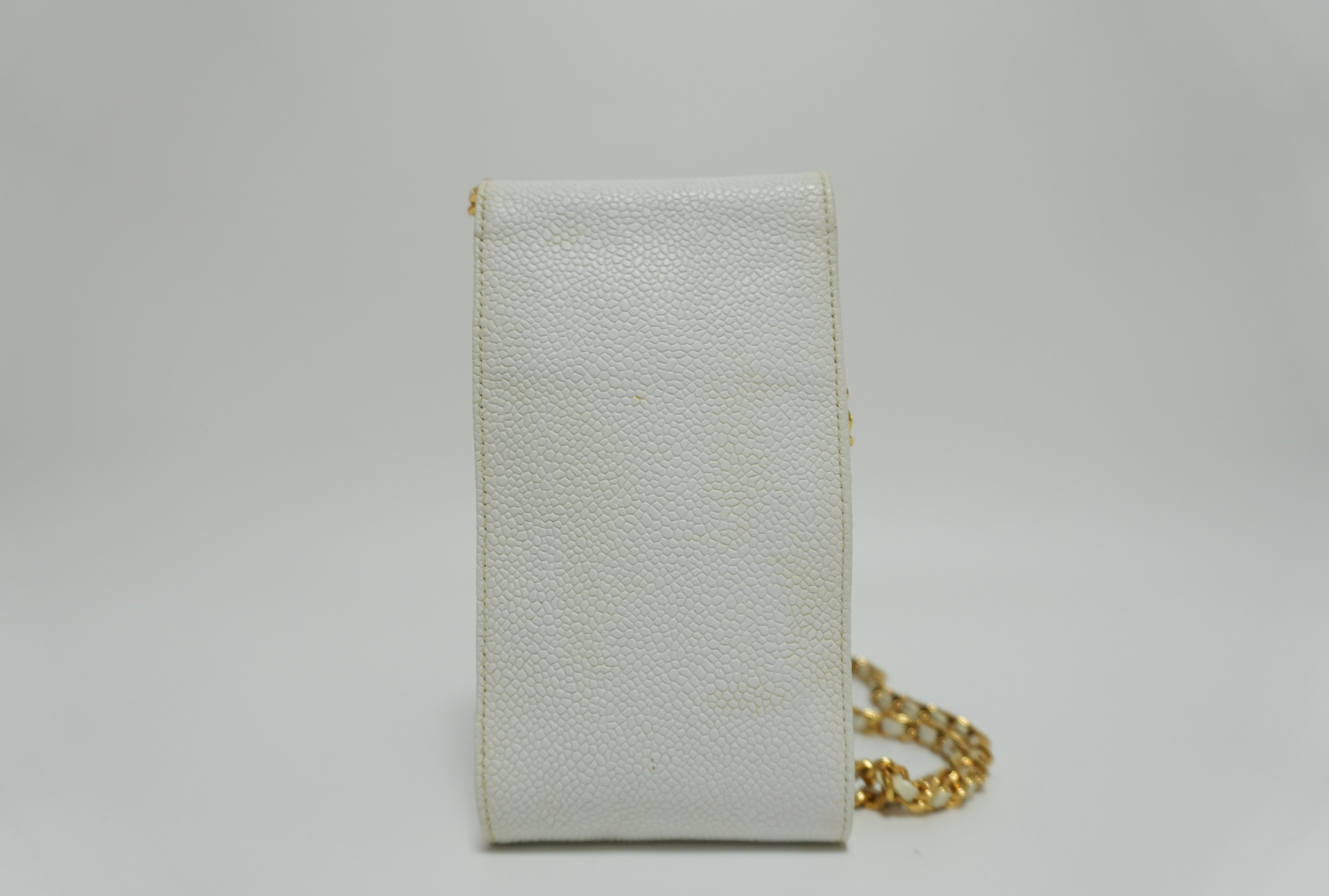 Chanel Caviar Chain Pouch White Used