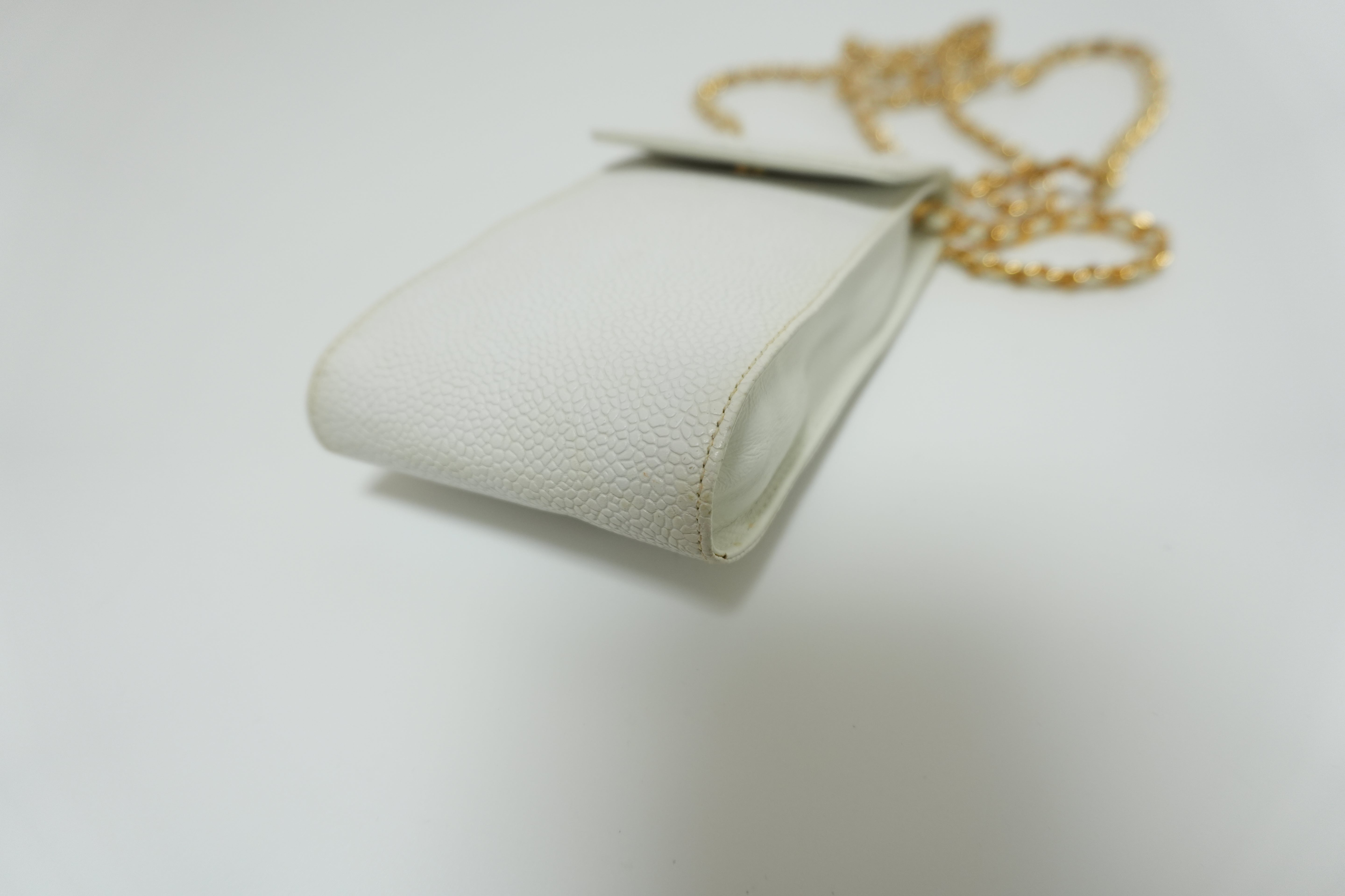 Chanel Caviar Chain Pouch White Used