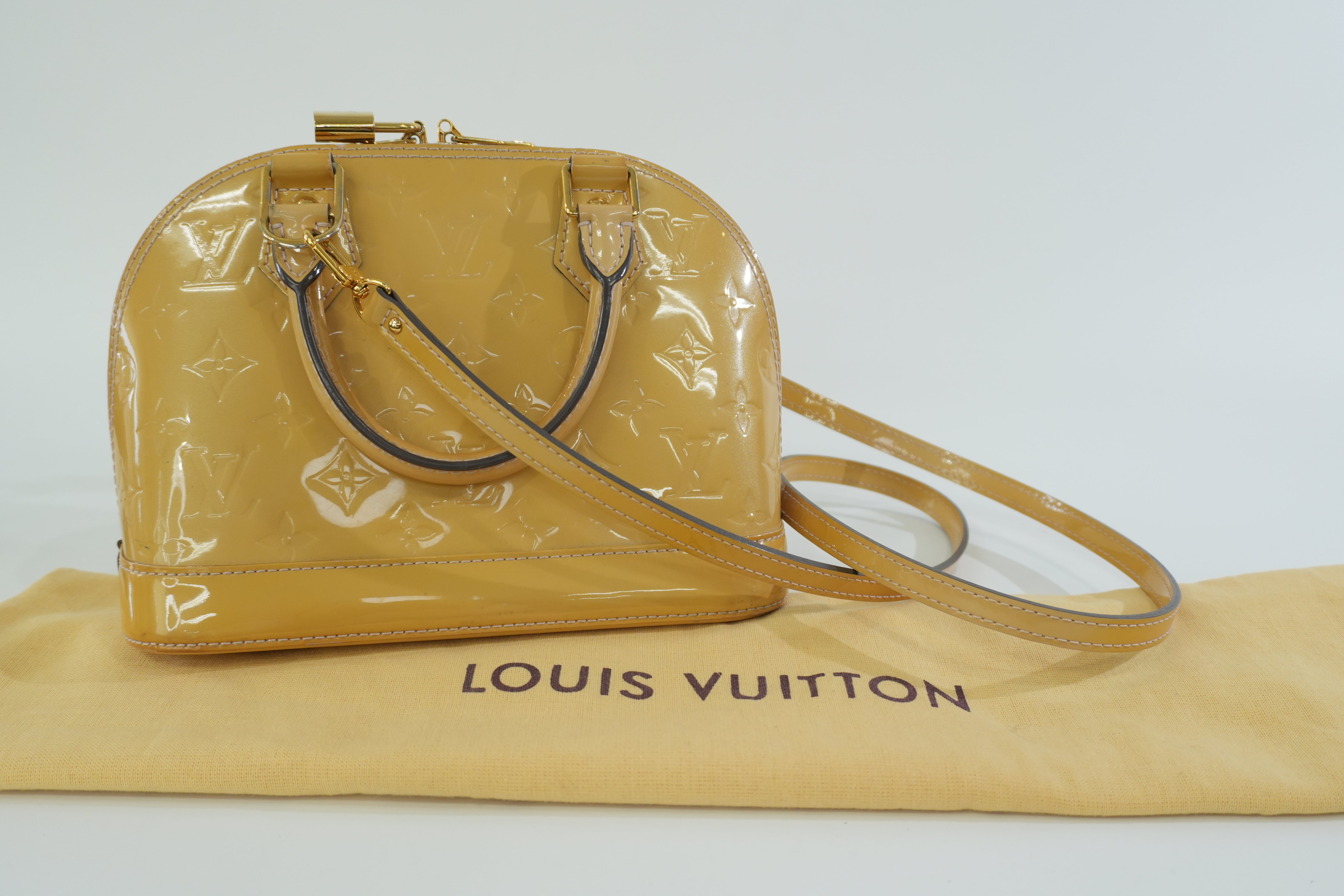 Pre-owned Louis Vuitton Vernis Leather Alma BB Yellow Without Clochette