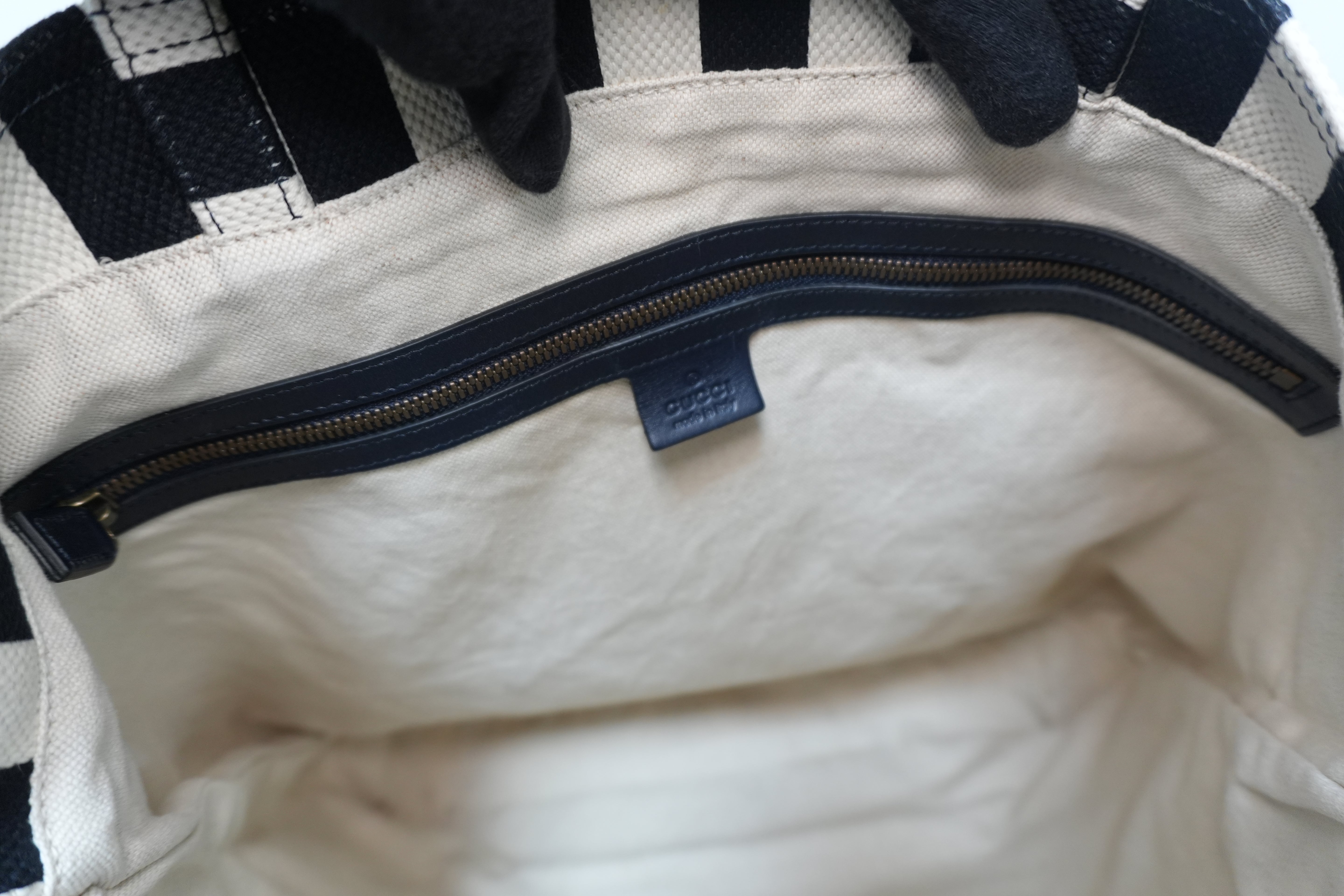 Gucci Canvas Stripe Tote Bag Black and White Used