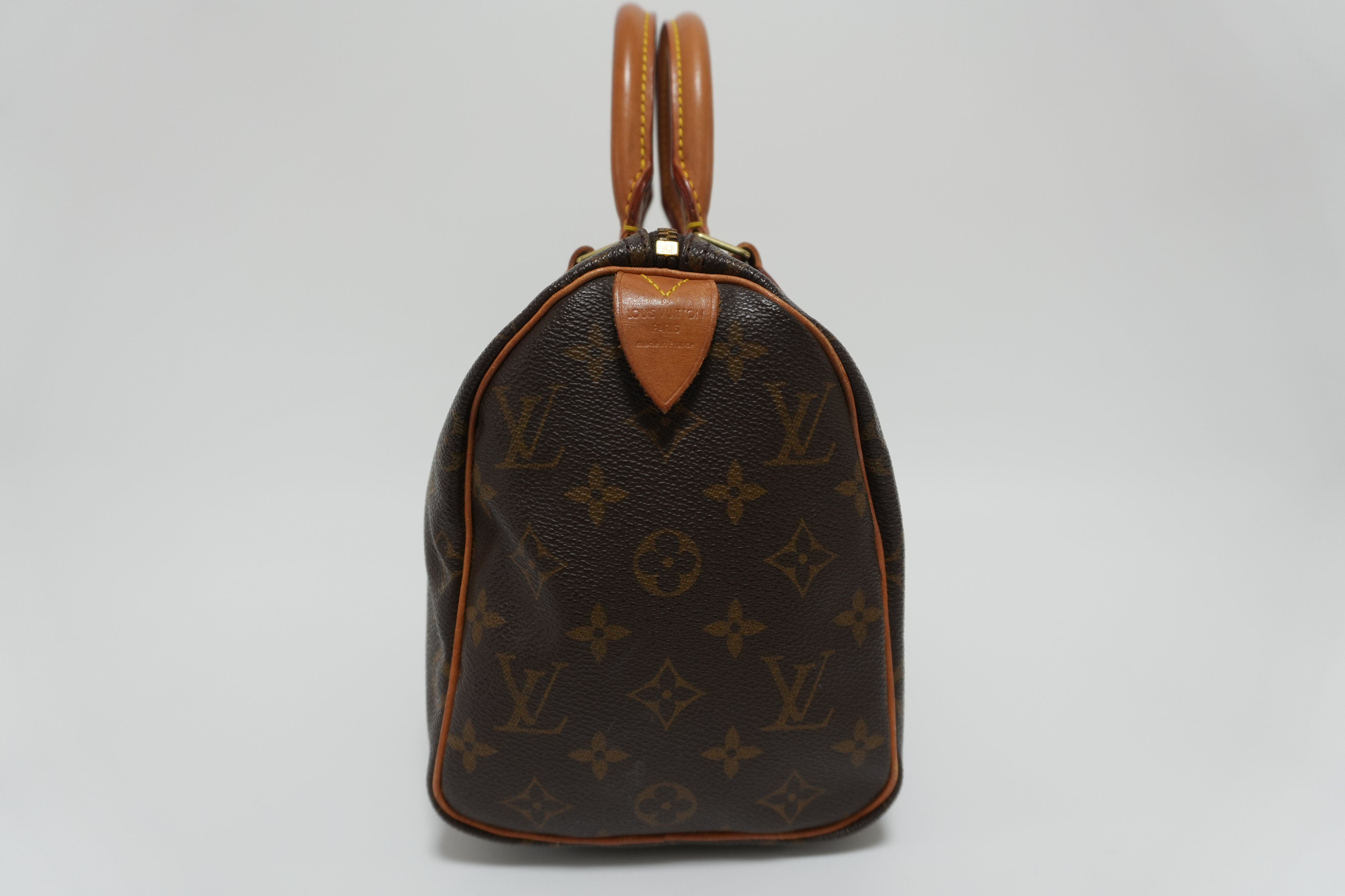 Louis Vuitton Monogram Speedy 25 Handbag Used