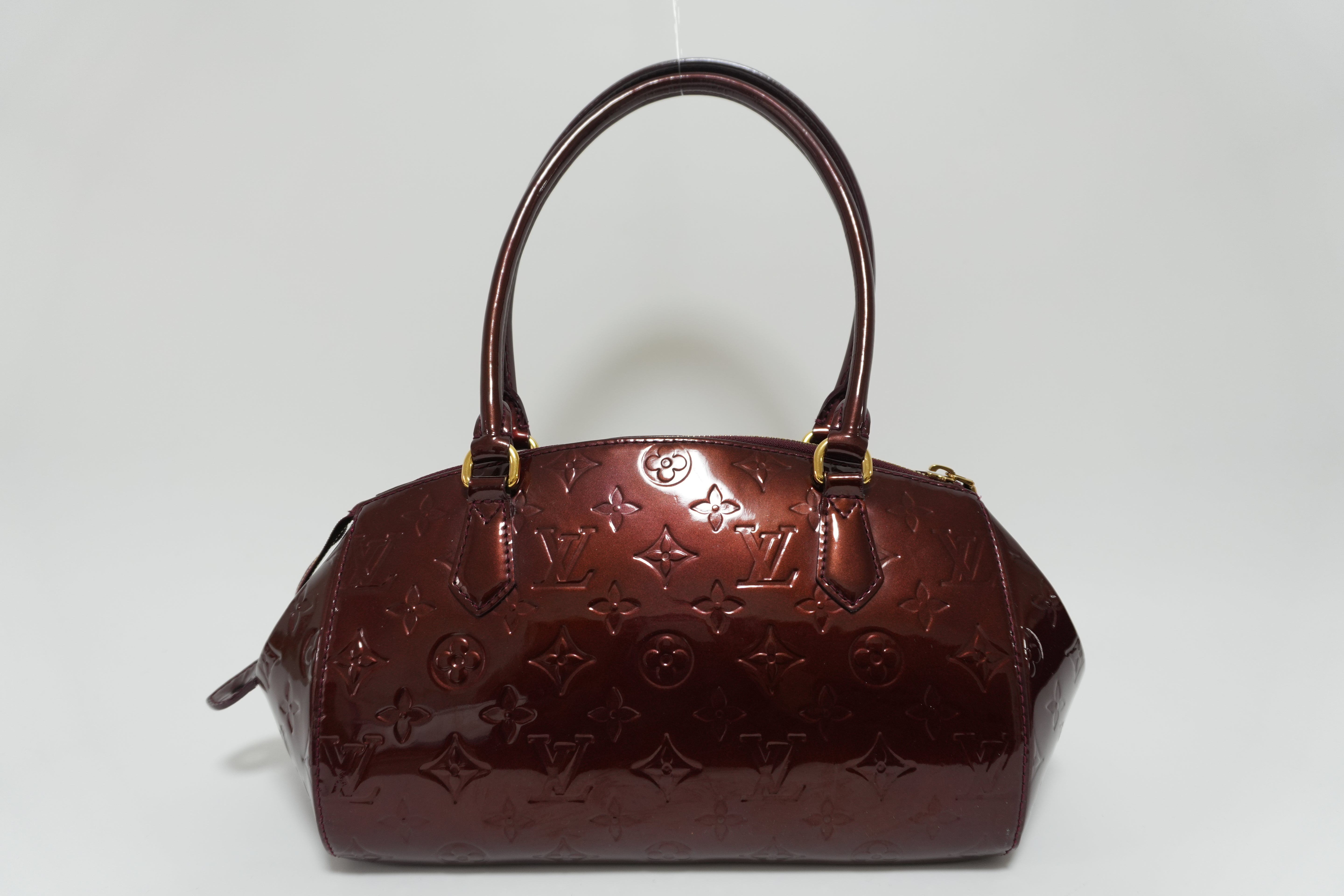 Louis Vuitton Vernis Almond Handbag