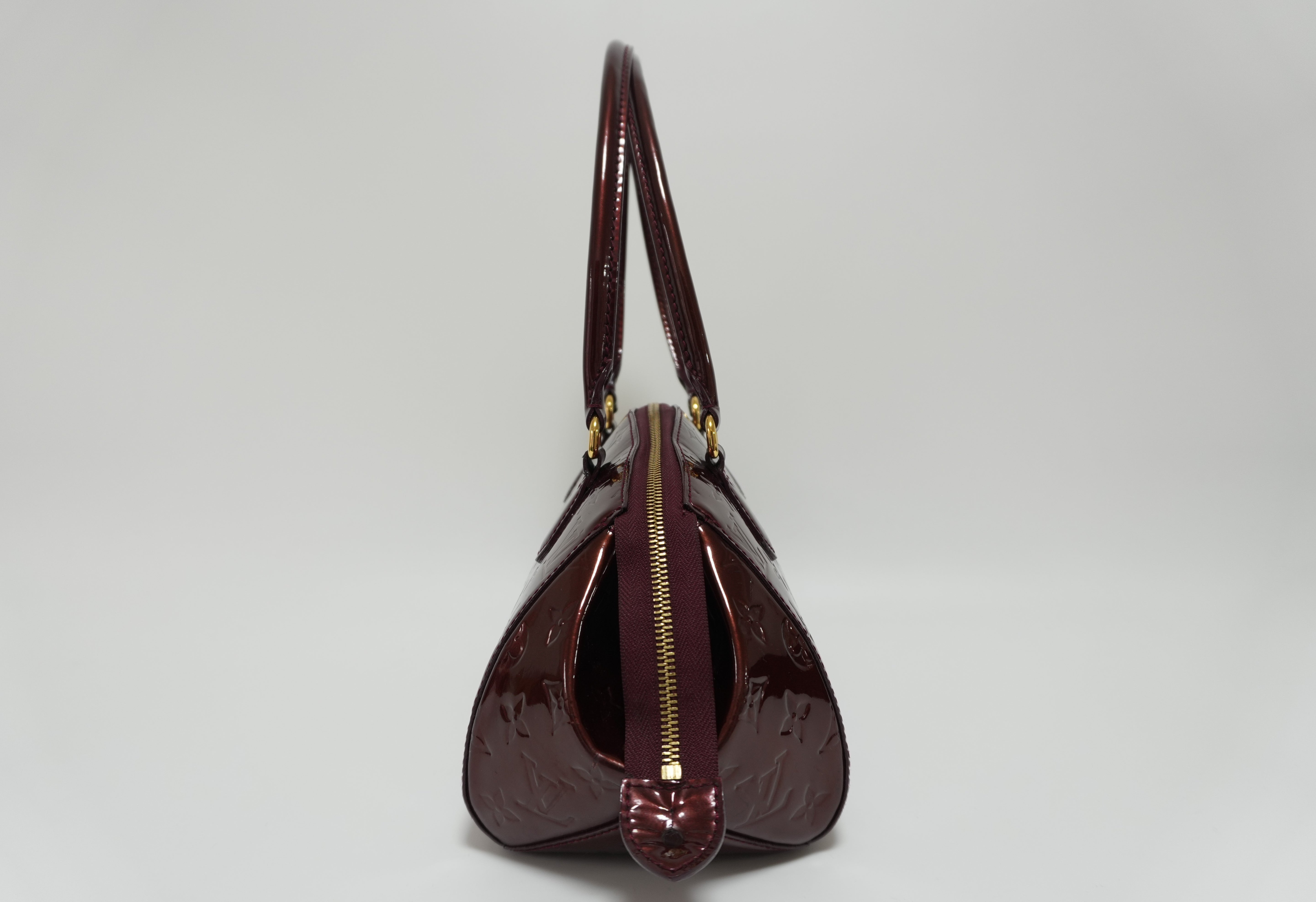 Louis Vuitton Vernis Almond Handbag