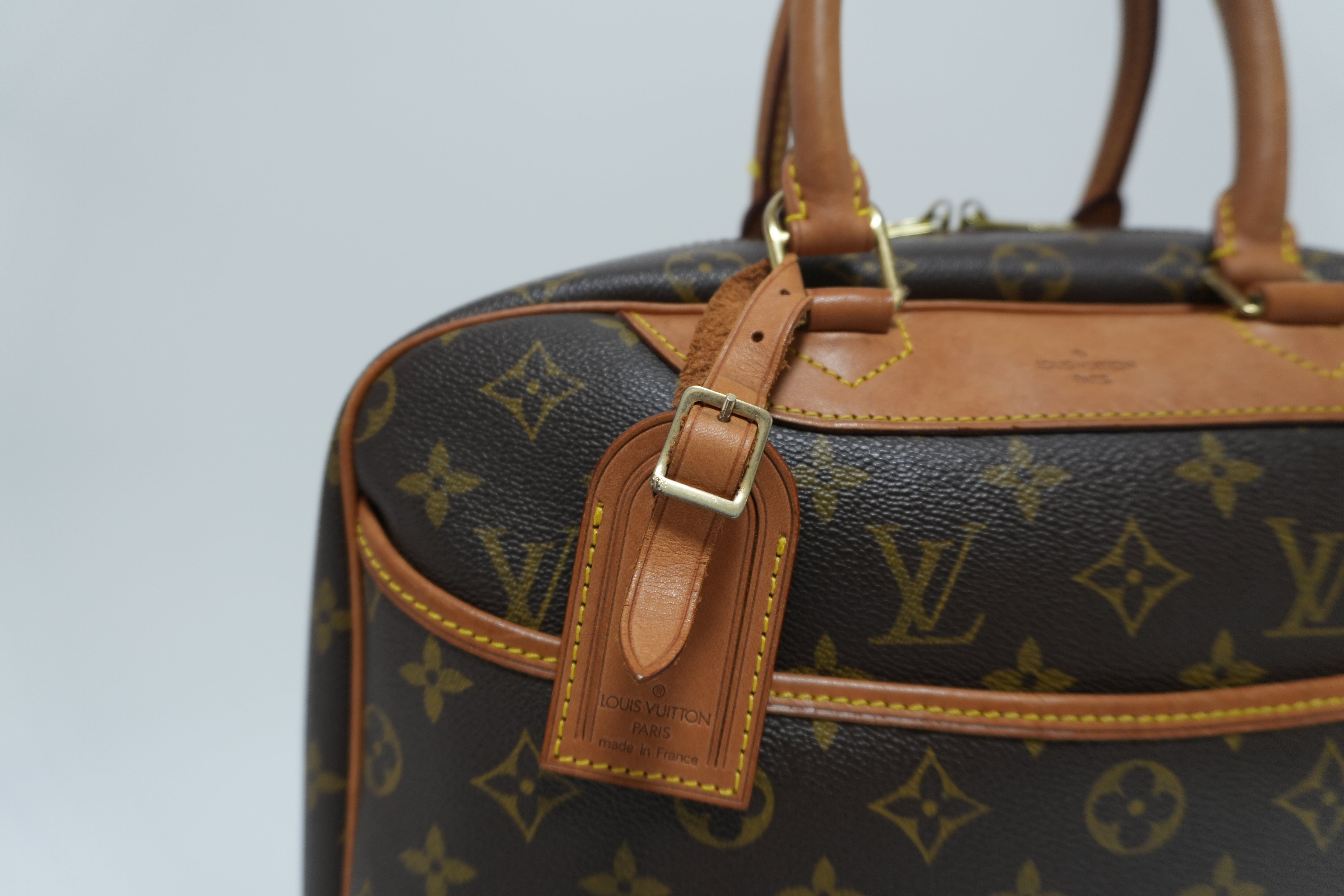 Louis Vuitton Deauville Handbag Used