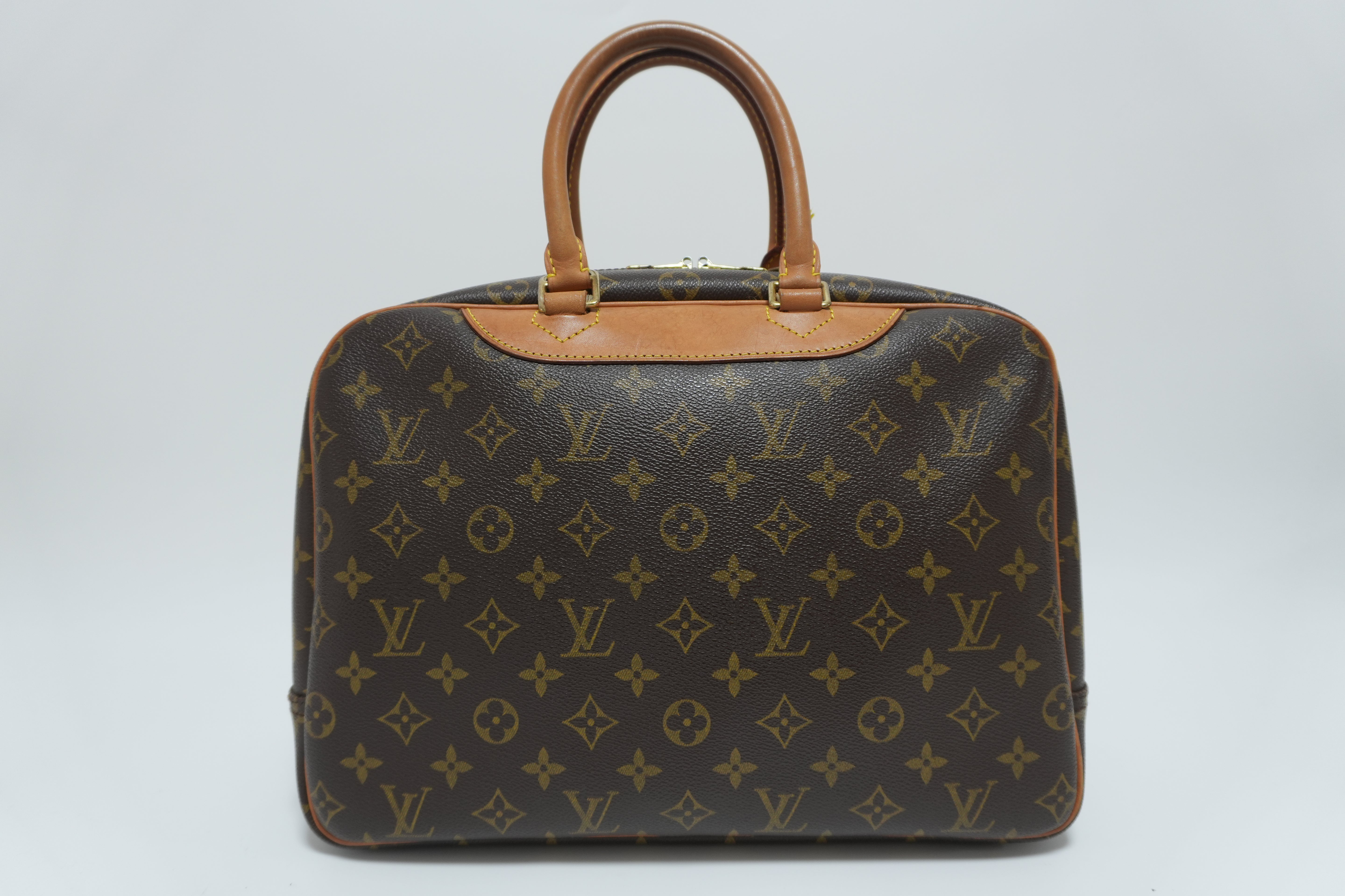 Louis Vuitton Deauville Handbag Used