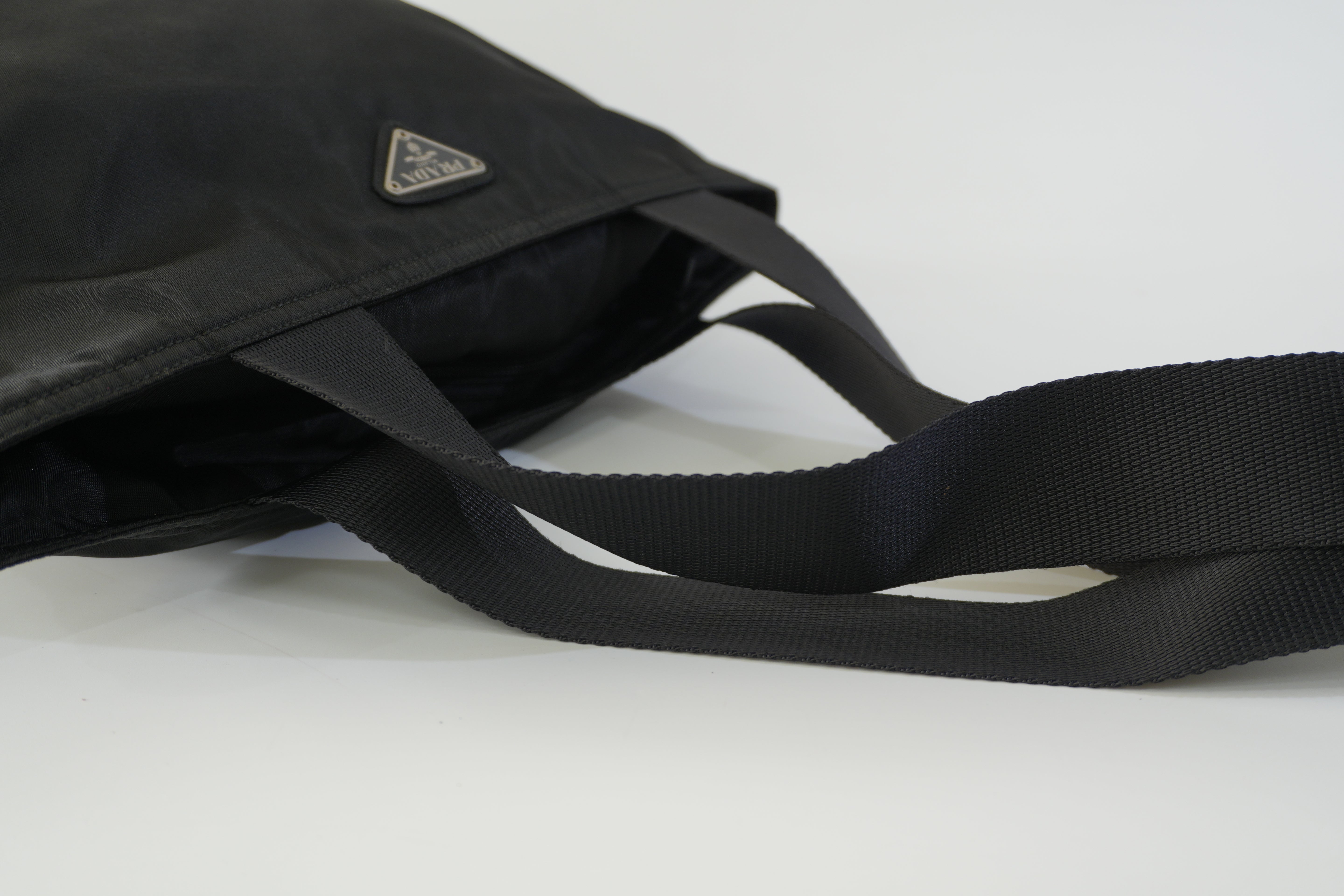 Pre-owned Prada Nylon Shoulder Bag Black